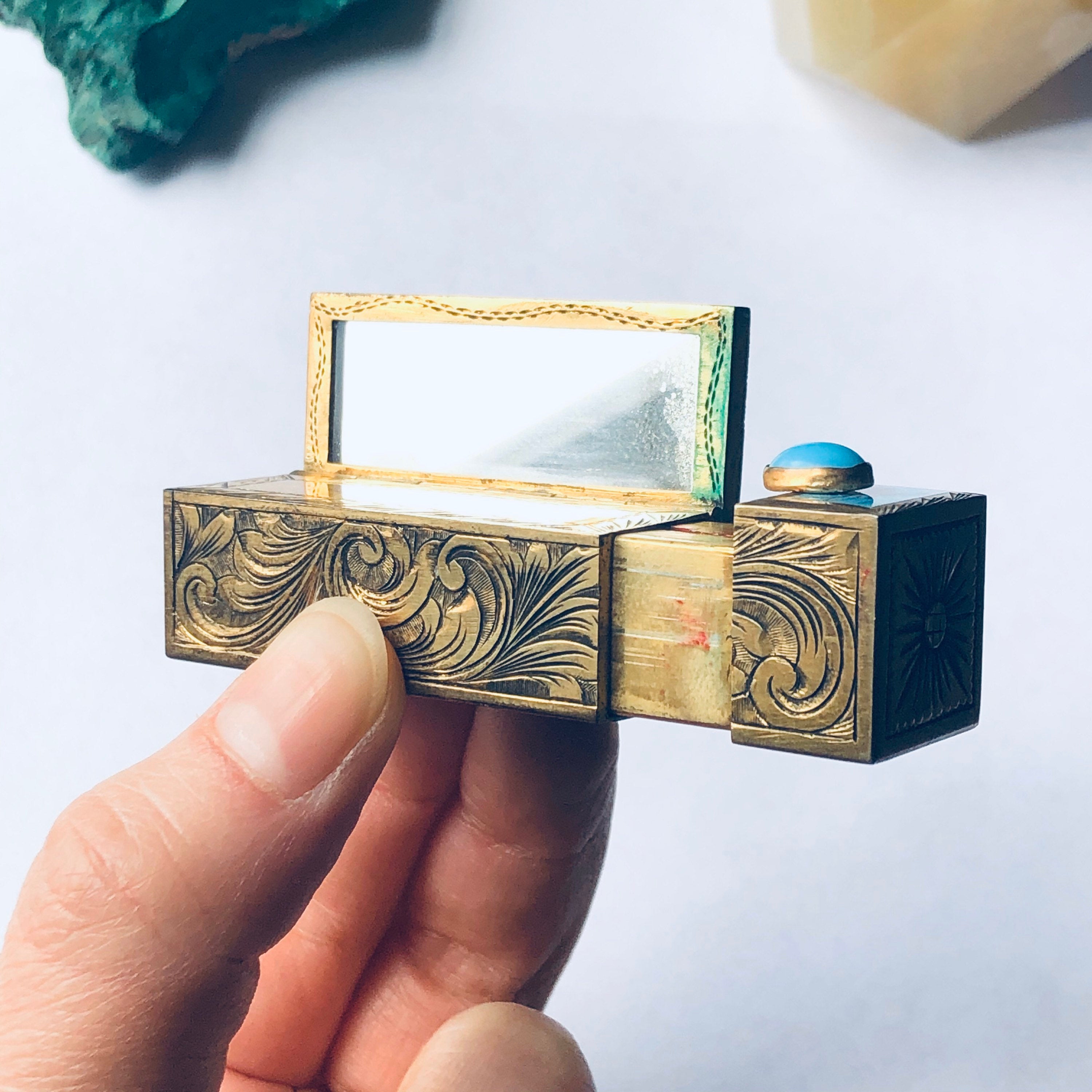 G Tutunzi Roma Vanity Lipstick Case with Mirror, Enamel Lipstick Holder, Etched Lipstick Tube, Reusable Lipstick Holder with Box