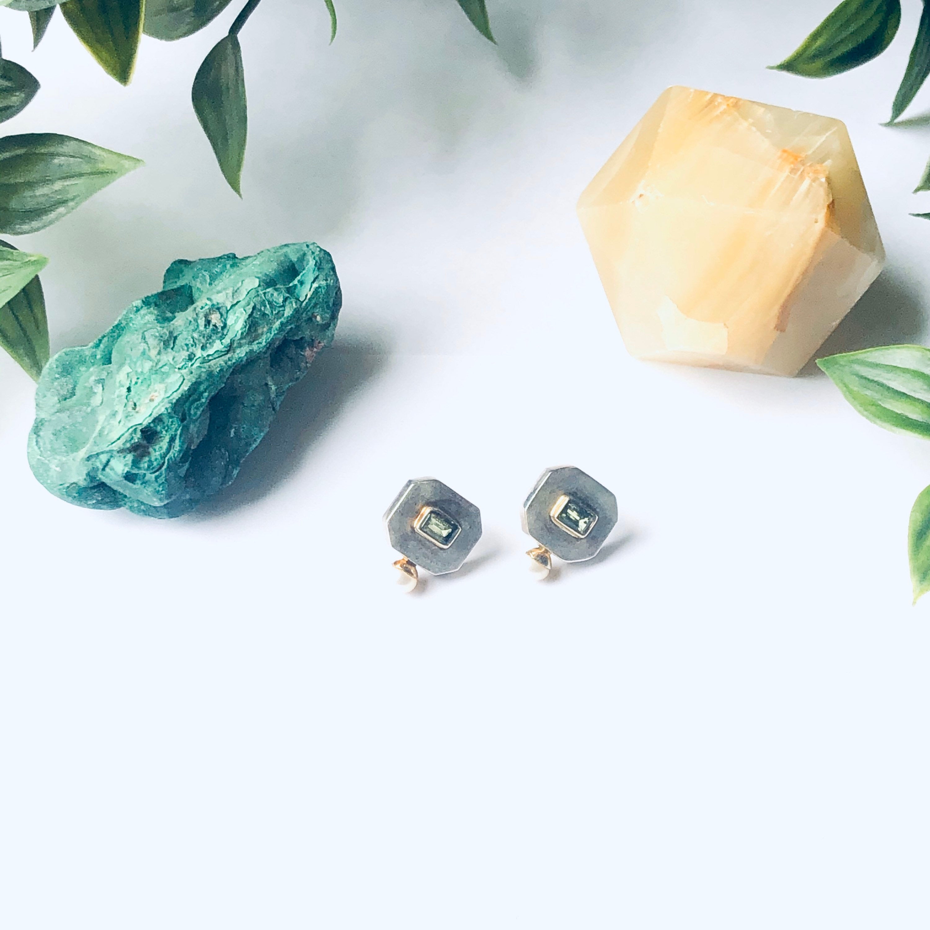 Vintage Silver Earrings with Peridot Gemstone, Faux Pearl Earrings, Silver and Green Earrings, Unique Earrings, Earrings for Pierced Ears