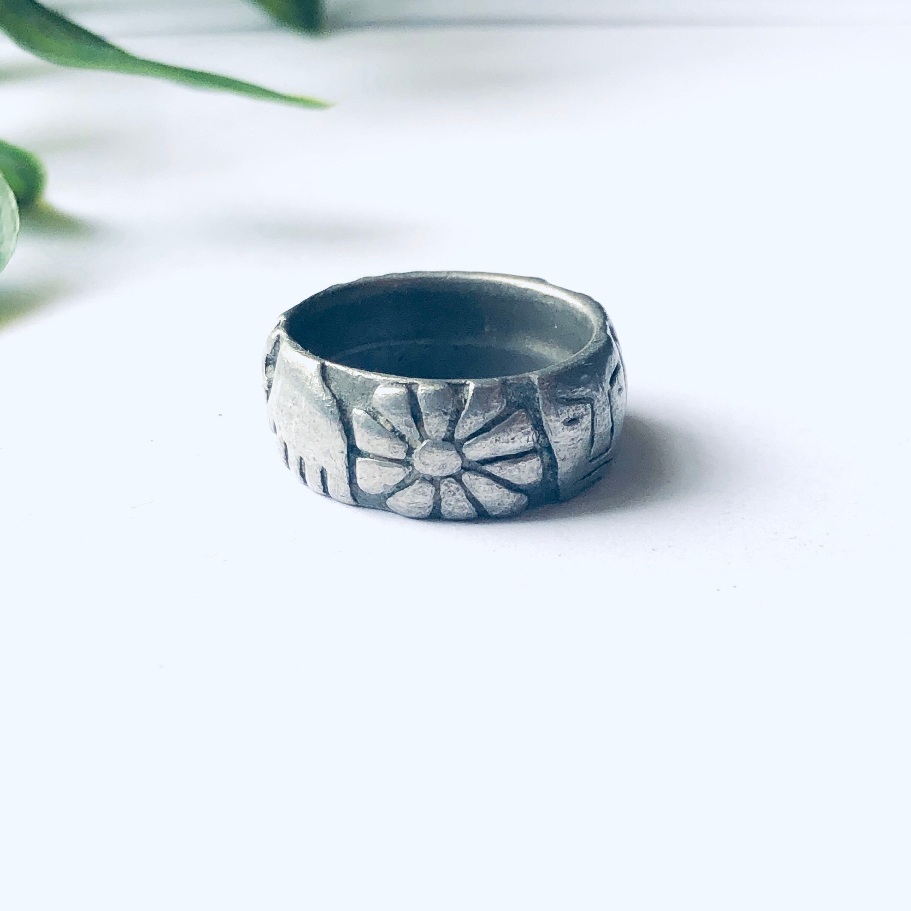 Vintage Pewter Ring with Sun Face, Heart Ring, Flower Ring, Thick Band Ring, Pewter Jewelry, Vintage Jewelry, Floral Design Ring