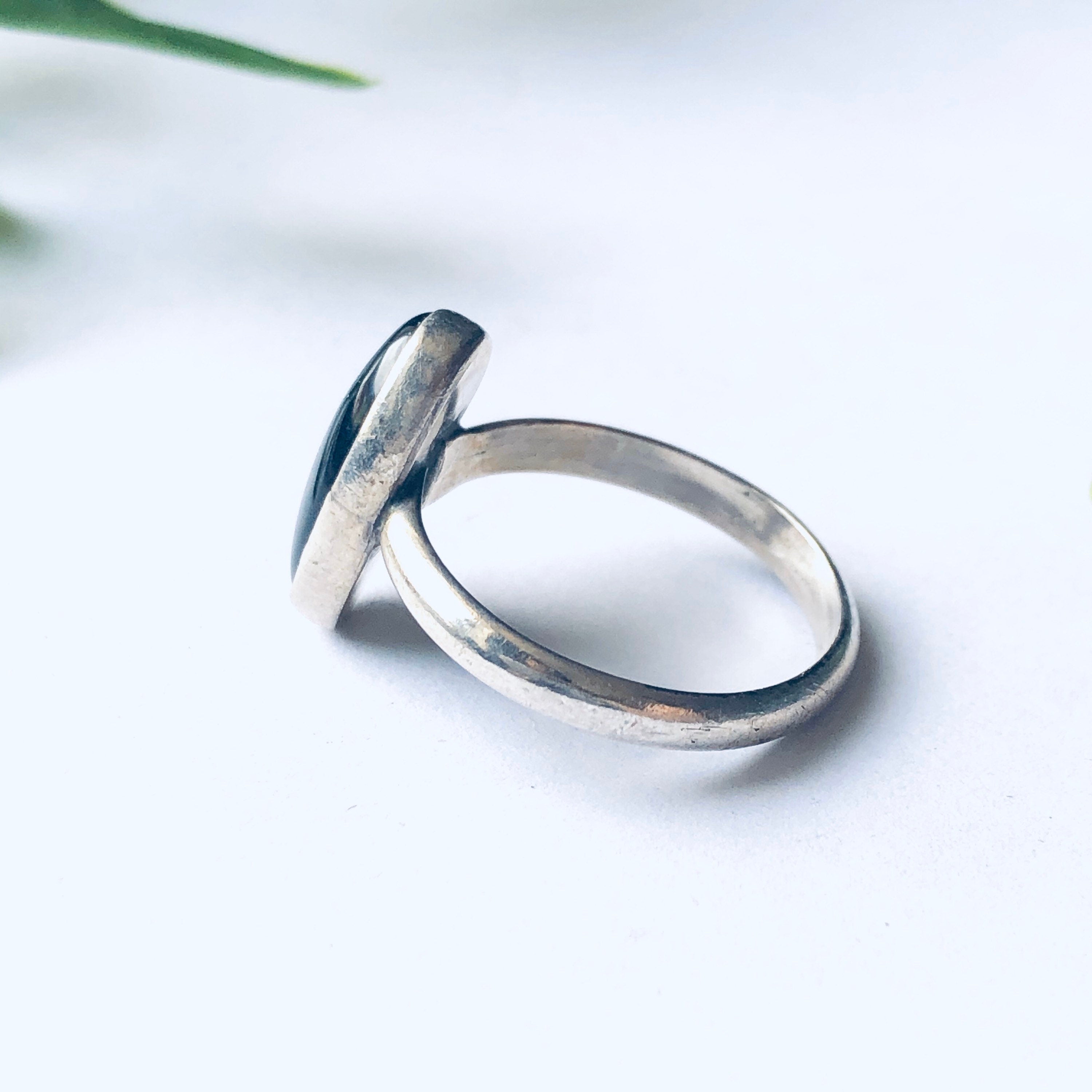 Simple Vintage Silver Ring with Black Onyx Stone, Silver and Onyx Ring, Oval Shaped Onyx Gemstone, Unique Vintage Ring