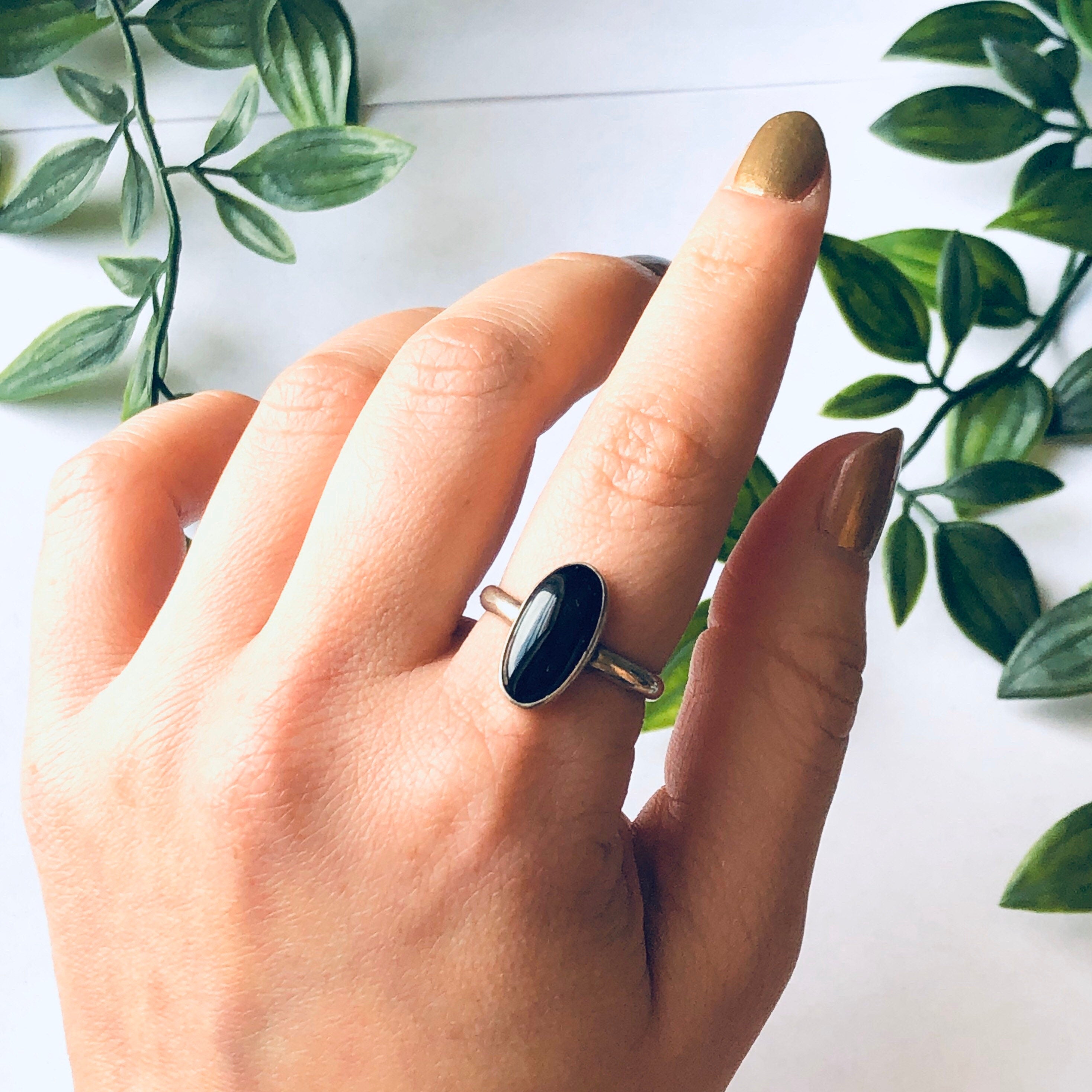 Simple Vintage Silver Ring with Black Onyx Stone, Silver and Onyx Ring, Oval Shaped Onyx Gemstone, Unique Vintage Ring