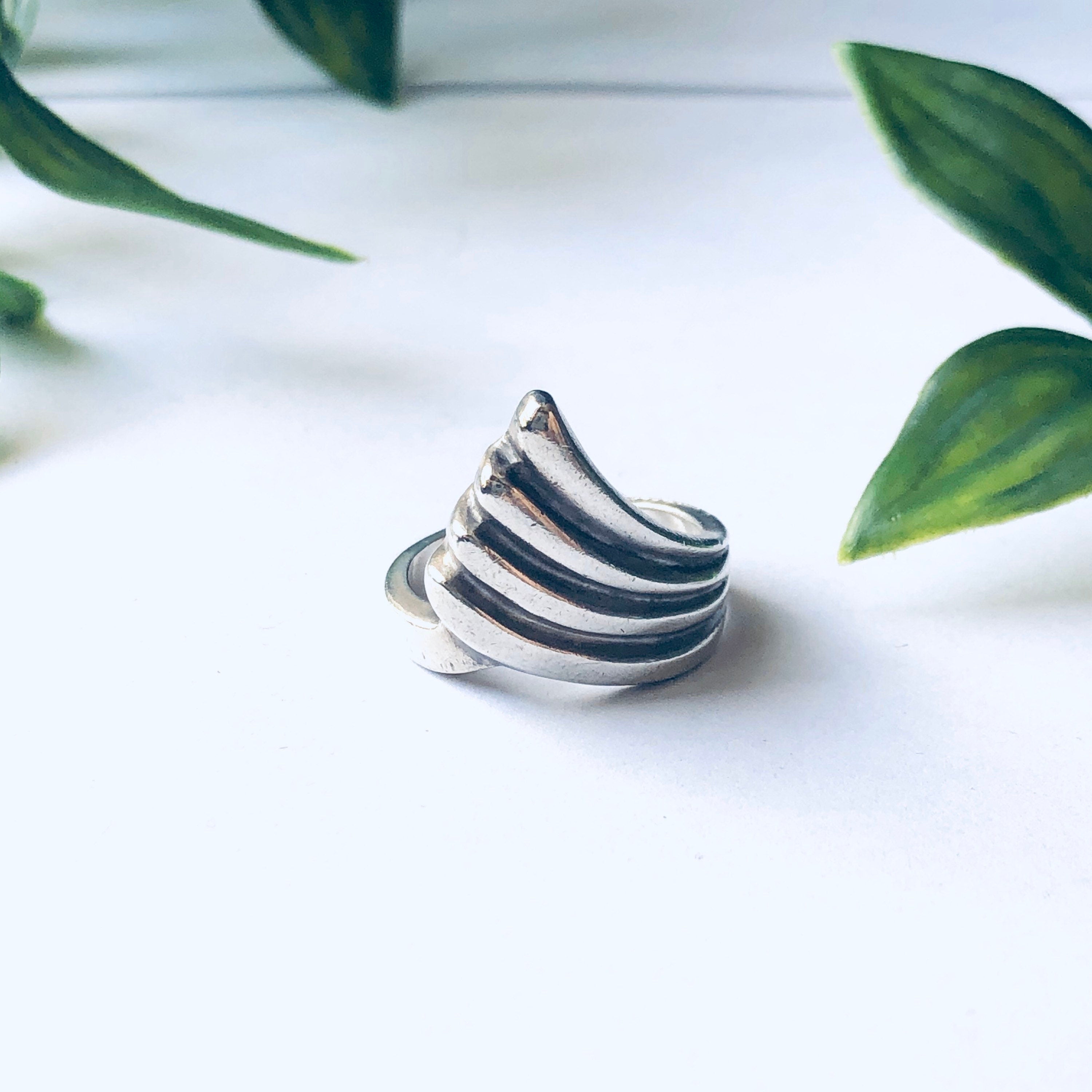 Unique Vintage Silver Ring, Fan Design Ring, Minimalist Style Jewelry, mothers Day Gift, Stacking Ring, Stackable Ring