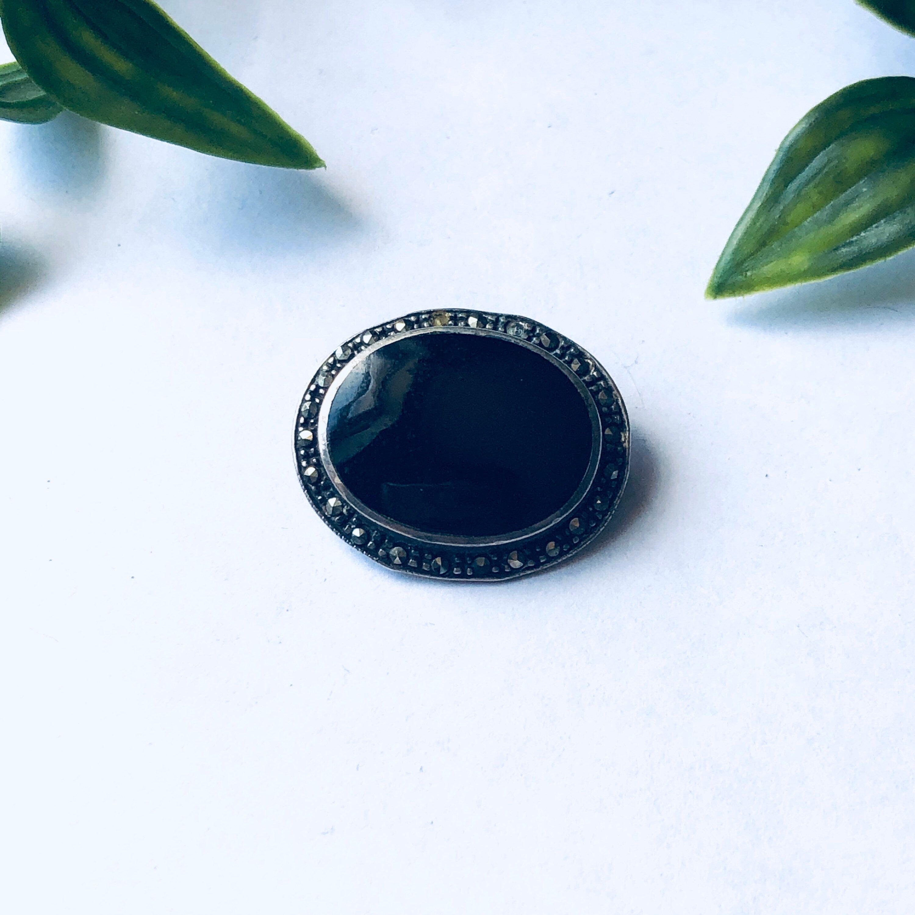 Small Vintage Silver Brooch with Onyx and Marcasite Gemstones, Onyx and Marcasite Pin, Oval Shaped Brooch, Silver and Black Brooch