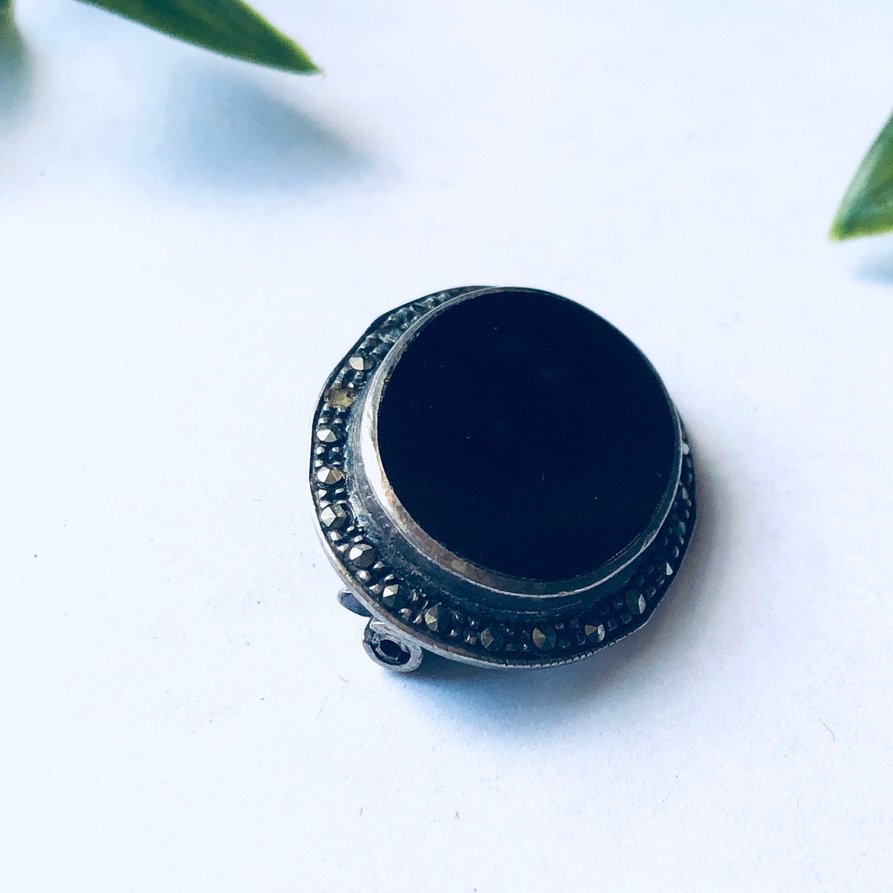 Small Vintage Silver Brooch with Onyx and Marcasite Gemstones, Onyx and Marcasite Pin, Oval Shaped Brooch, Silver and Black Brooch