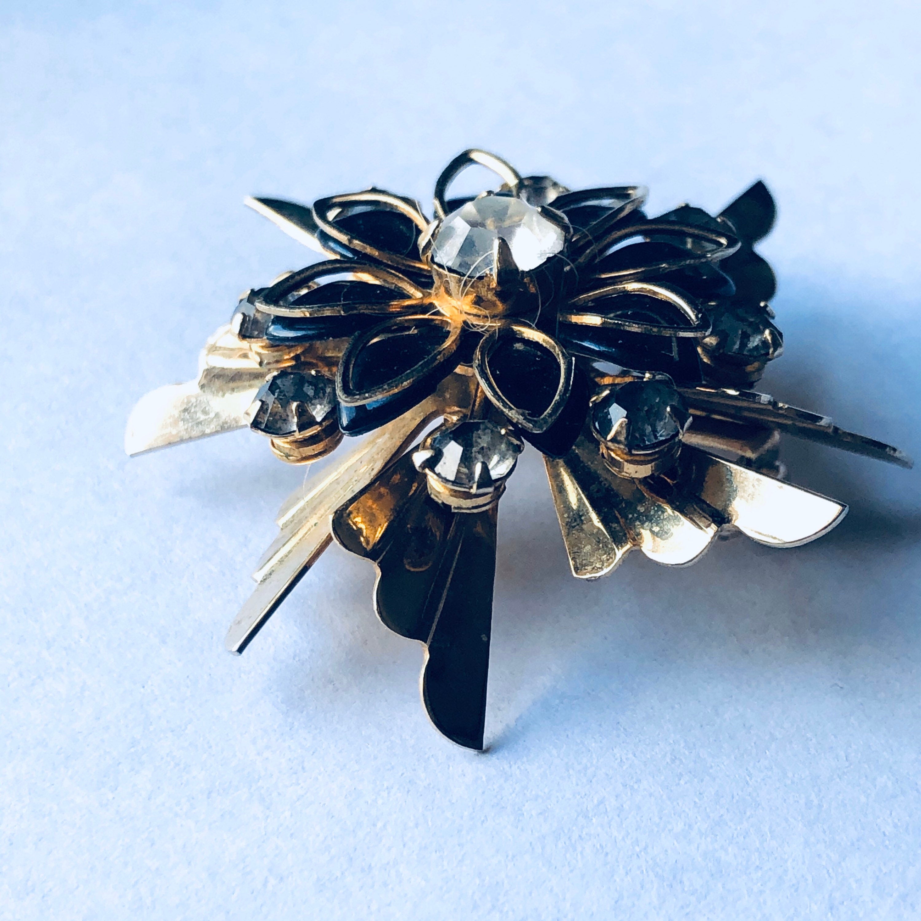 Vintage Brooch, Gold Toned Brooch, Vintage Costume Jewelry, Black and Gold Pin, gold Toned Pendant, Rhinestone Pin