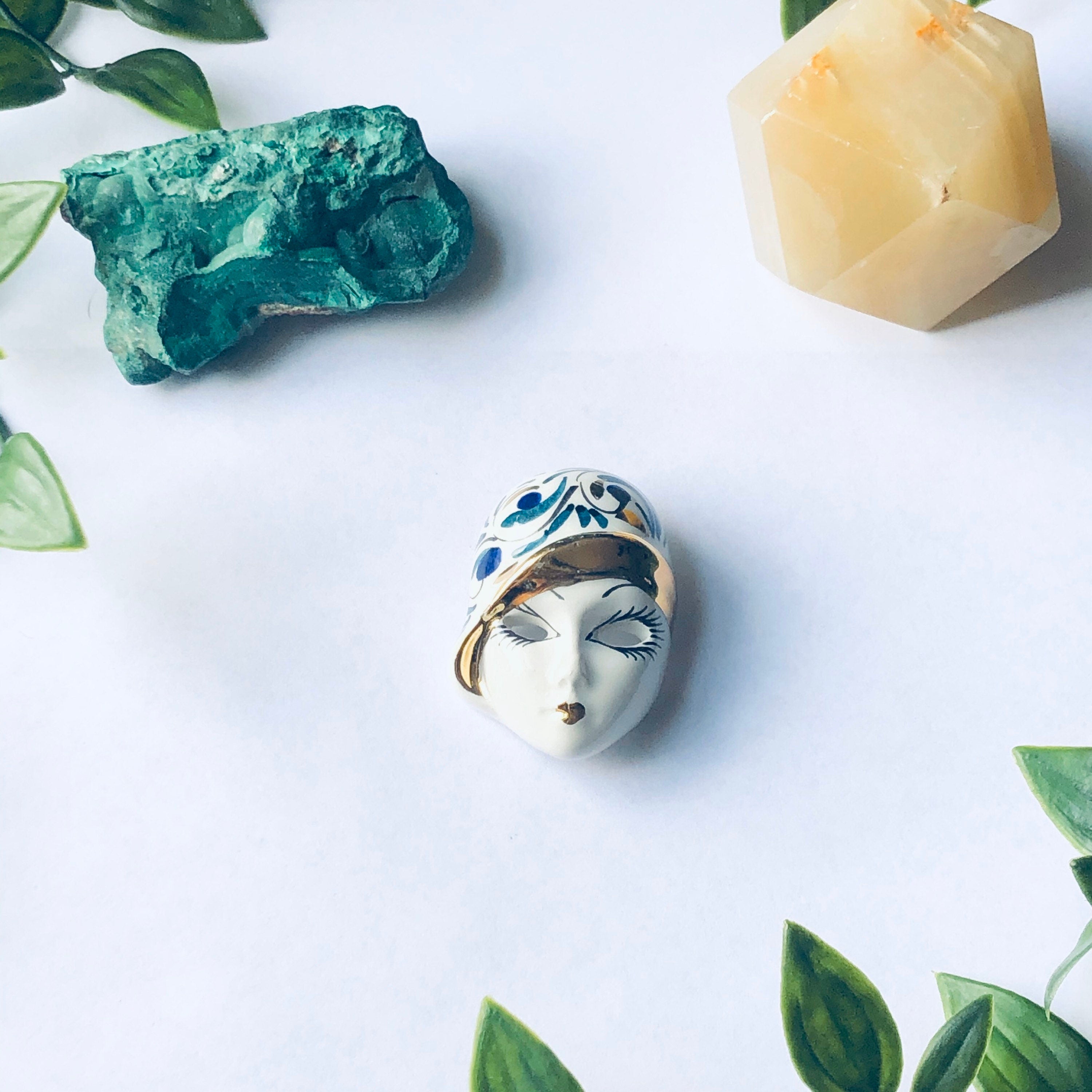 Vintage Ceramic Face Brooch, Lady Face Pin, Painted Ceramic Mask Brooch, Swirl Design Brooch, Flapper Brooch, Blue, Green, Gold
