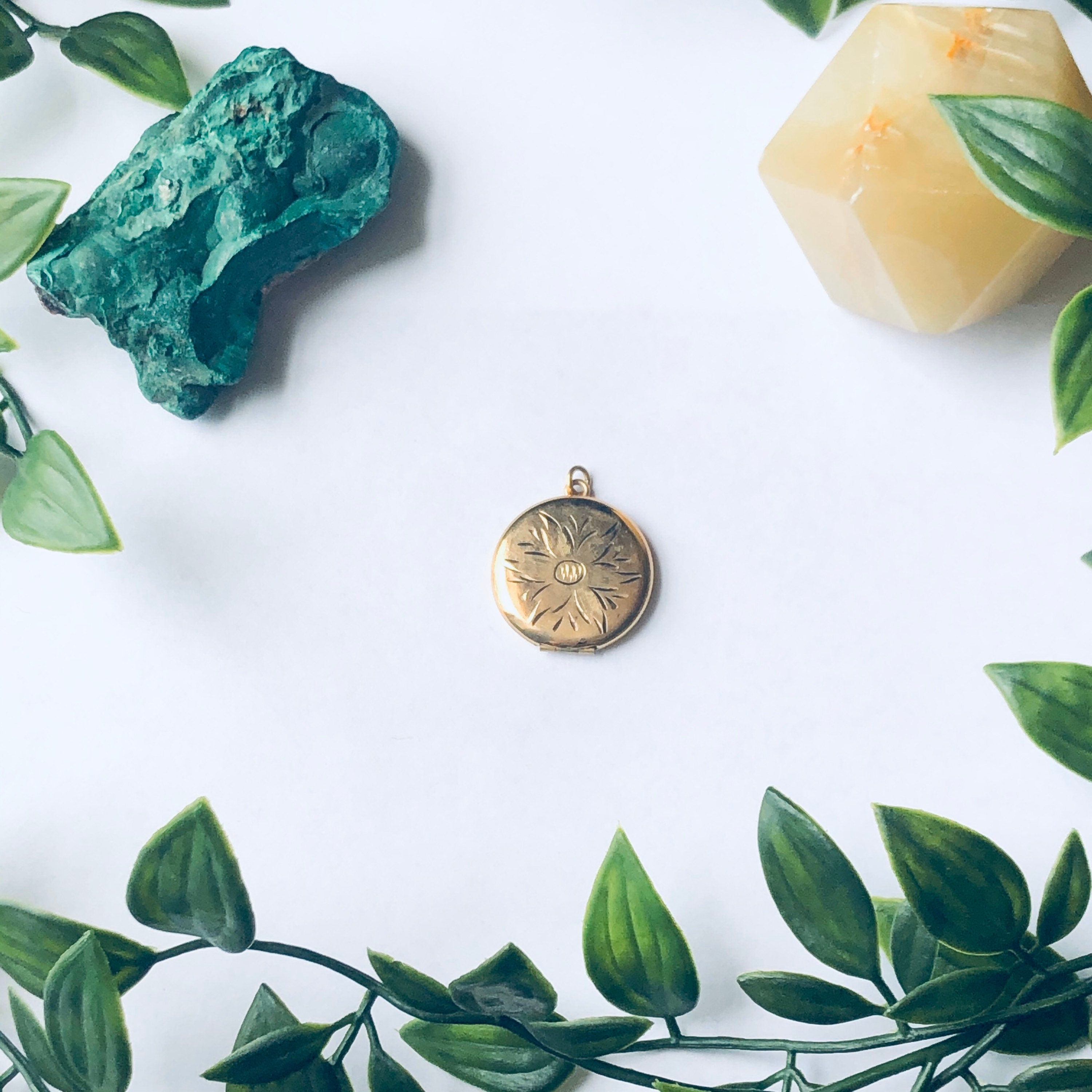 Vintage Gold Filled Flower Locket, Gold Locket Pendant, Floral Design Locket, Etched Gold Locket, Mothers Day Gift, Flower Locket