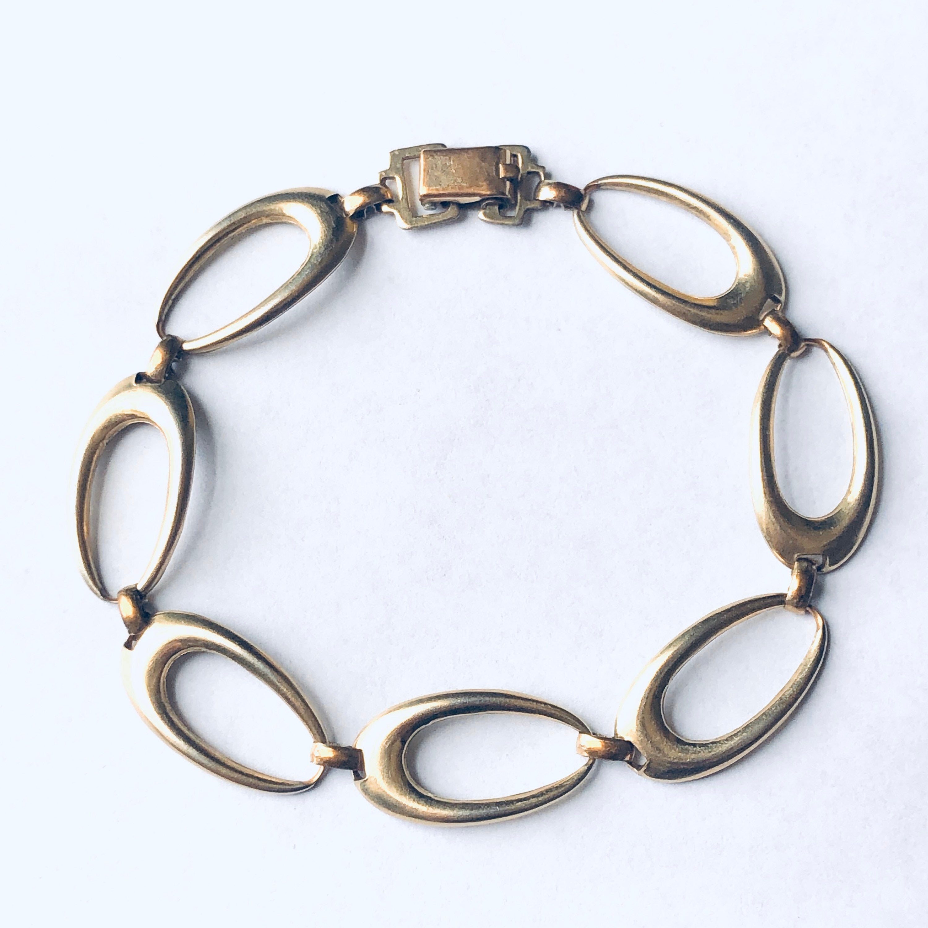 Vintage Gold Toned Link Bracelet, Vintage Cut Out Bracelet, Vintage Costume Jewelry, Mothers Day Gift, Unique Vintage Bracelet