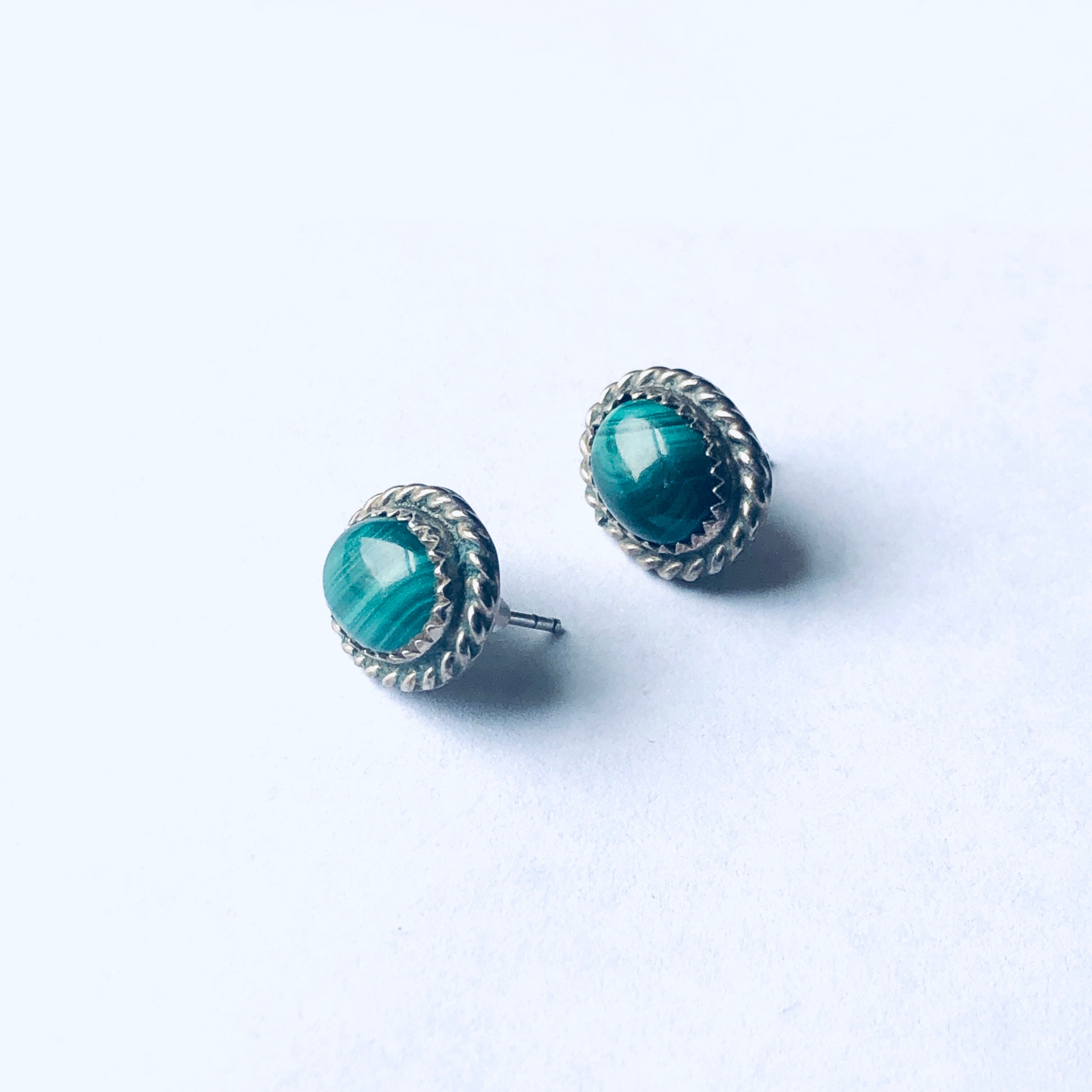 Vintage Silver Earrings with Malachite Stone, Silver and green Earrings, Vintage Malachite Jewelry, Earrings for Pierced Ears, Boho Jewelry