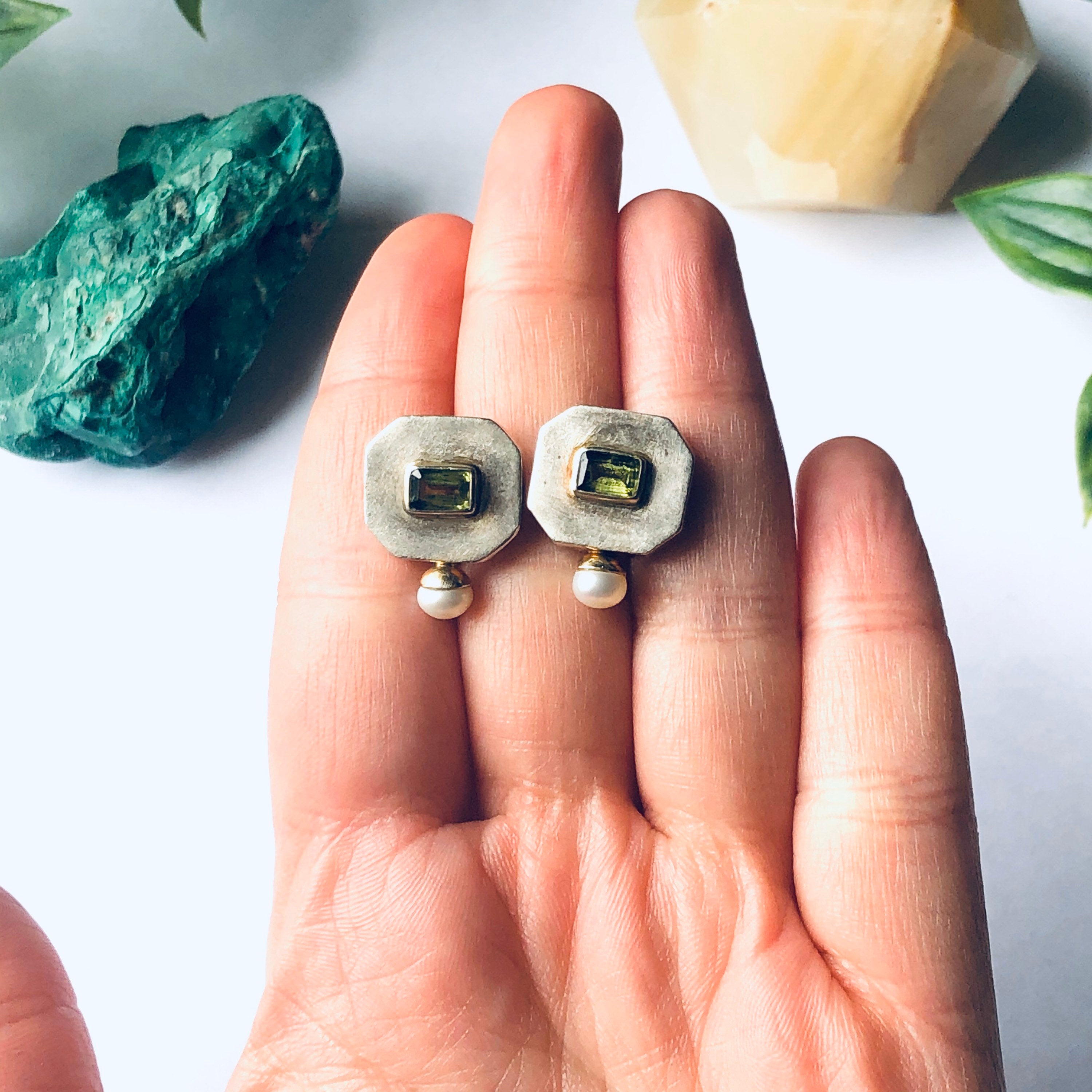 Vintage Silver Earrings with Peridot Gemstone, Faux Pearl Earrings, Silver and Green Earrings, Unique Earrings, Earrings for Pierced Ears
