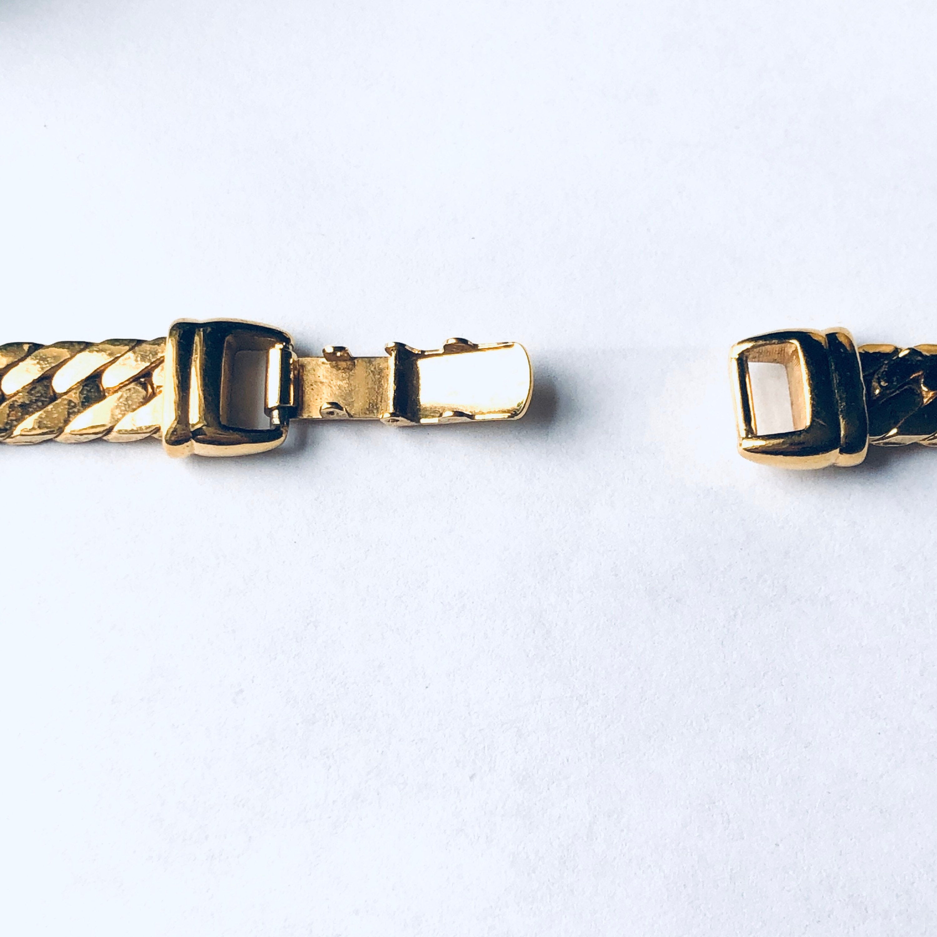 Vintage Gold Toned Napier Necklace, Vintage Costume Jewelry, Black and Gold Necklace, Statement Jewelry