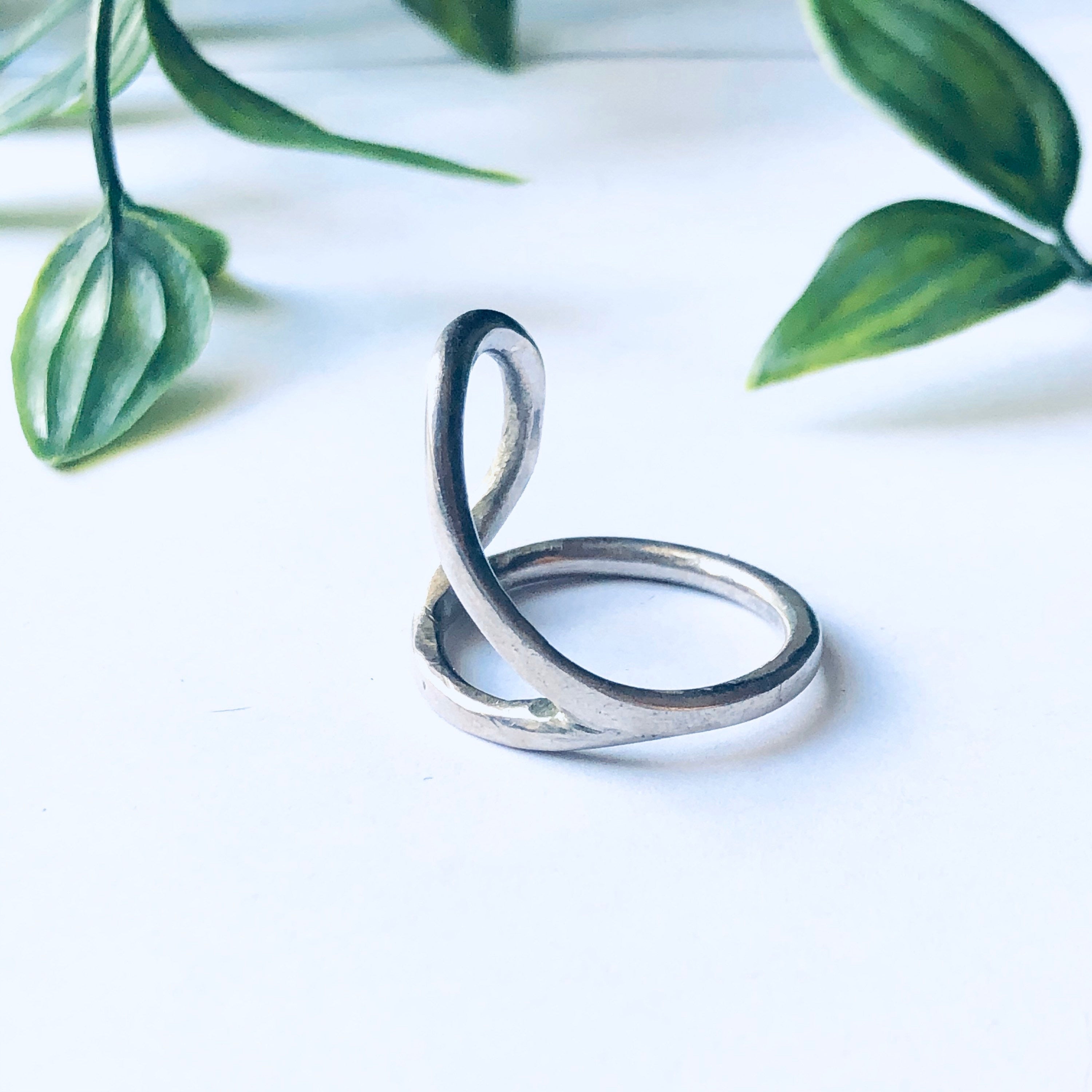 Vintage Silver Cut Out Ring, Large Cut Out Ring, Minimalist Style Jewelry, Abstract Design Ring