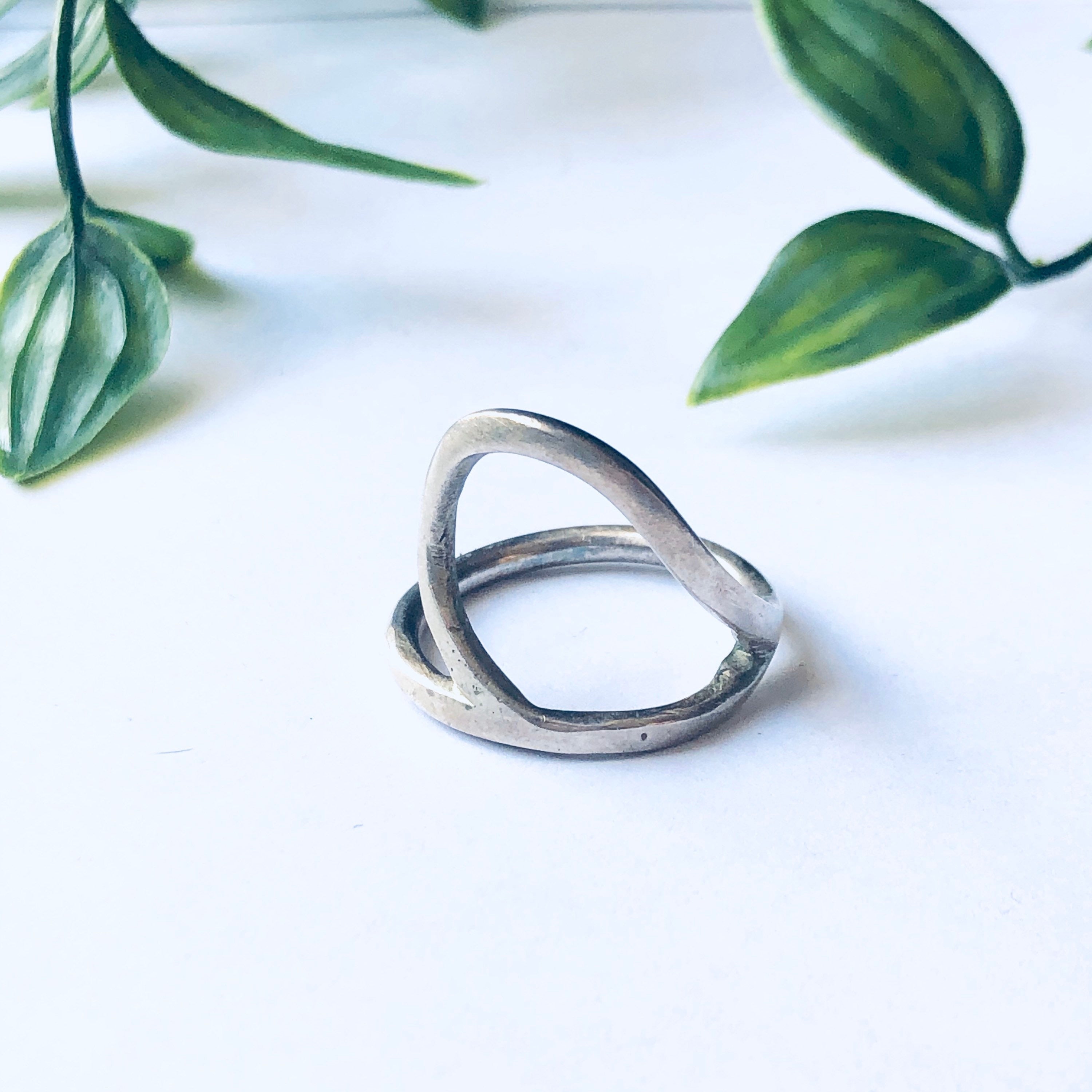 Vintage Silver Cut Out Ring, Large Cut Out Ring, Minimalist Style Jewelry, Abstract Design Ring
