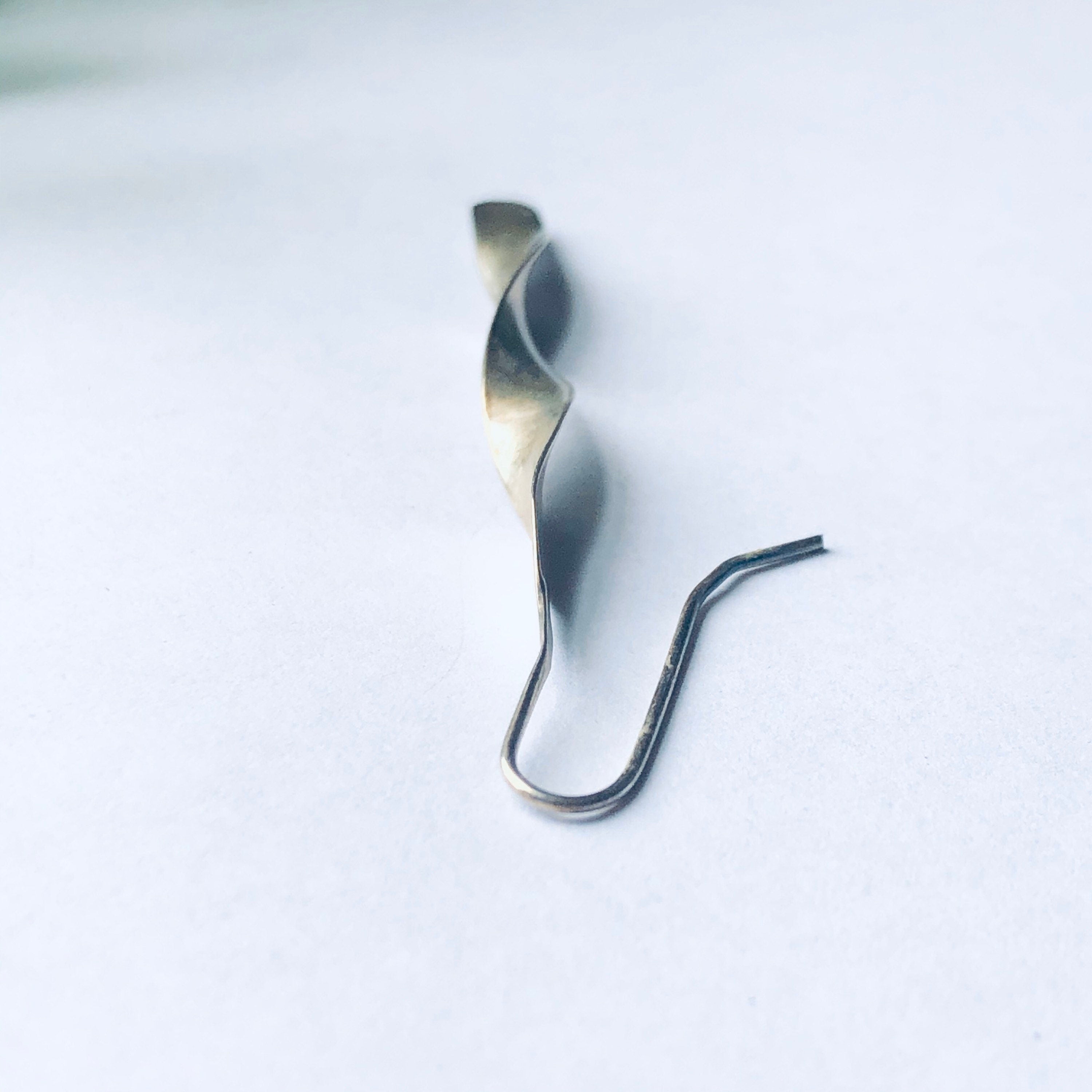 Vintage Silver Swirl Earrings, Silver Dangle Earrings, Minimalist Jewelry, Long Silver Earrings, Silver Spiral Earrings