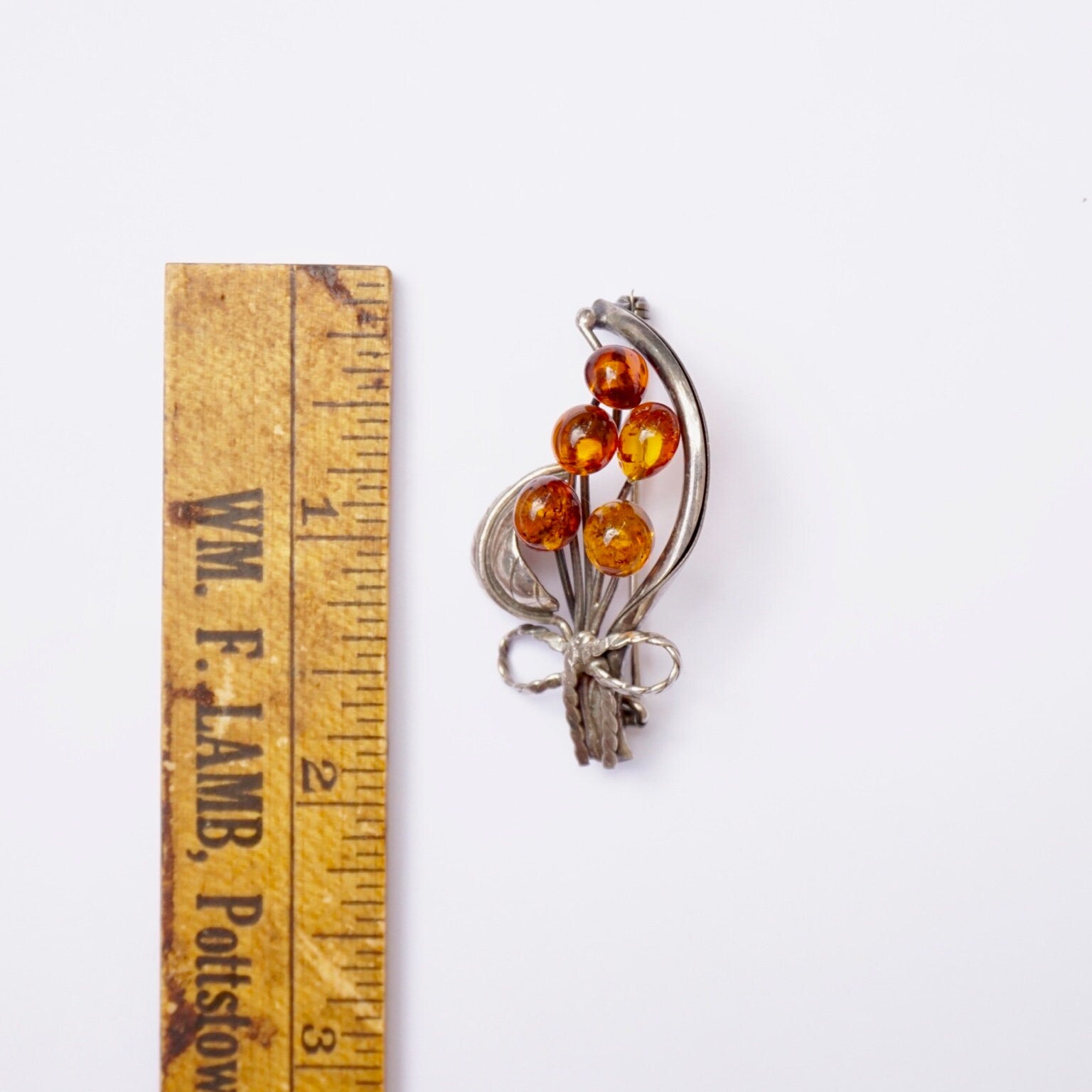 Vintage Silver and Amber Brooch, Unique Pin With Natural Amber Berries and a Silver Detailed Leaf, Beautiful Amber Brooch Made With Silver