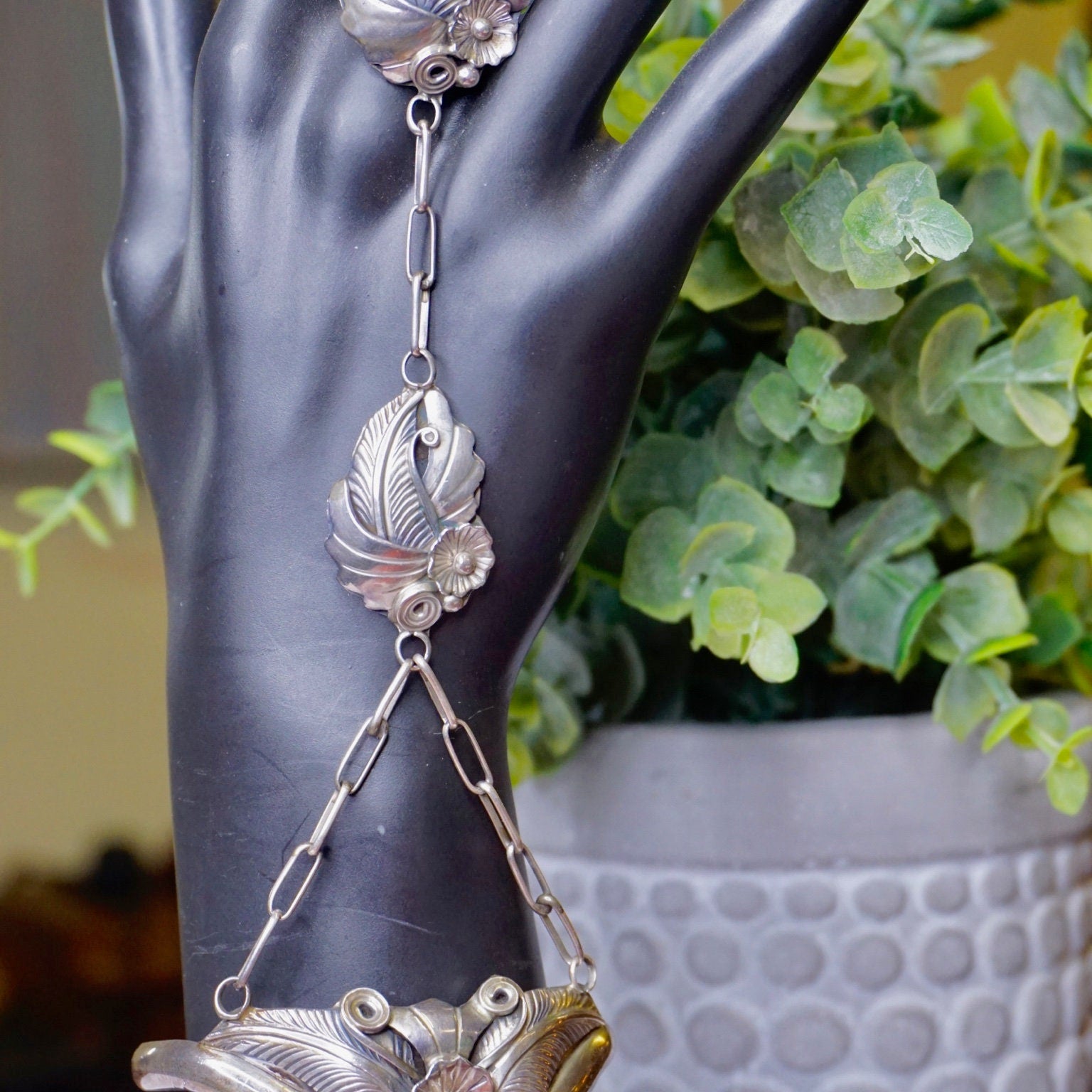 Vintage Silver Leaf Hand Chain, Artisan Bracelet Cuff with Intricate Floral Designs, Handmade Silver Toned Chain Ring and Bracelet Cuff