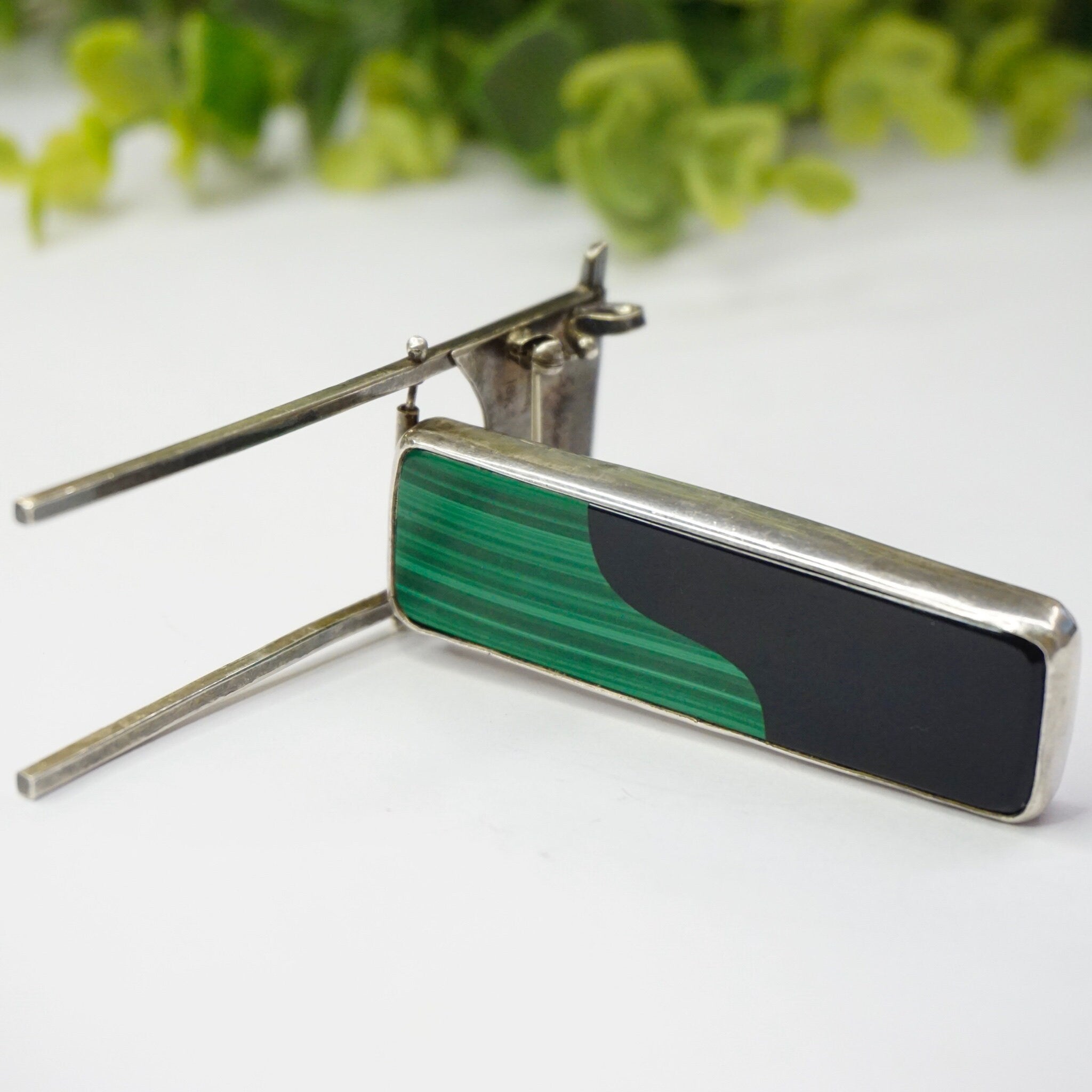 Vintage 18K Gold and Sterling Pendant With Malachite and Black Onyx, Abstract Pin With Moveable Details, Unique Gold and Silver Brooch