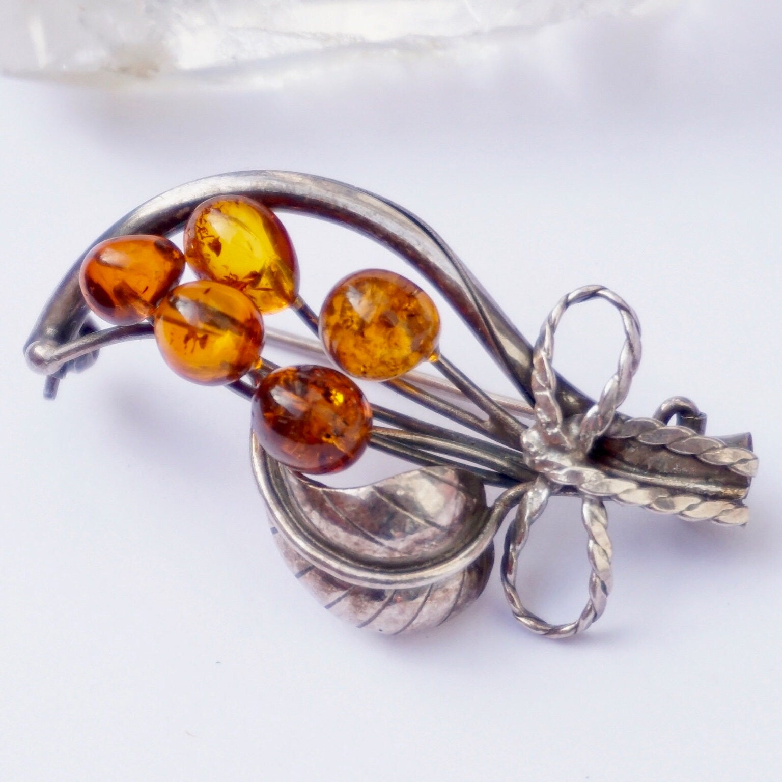 Vintage Silver and Amber Brooch, Unique Pin With Natural Amber Berries and a Silver Detailed Leaf, Beautiful Amber Brooch Made With Silver