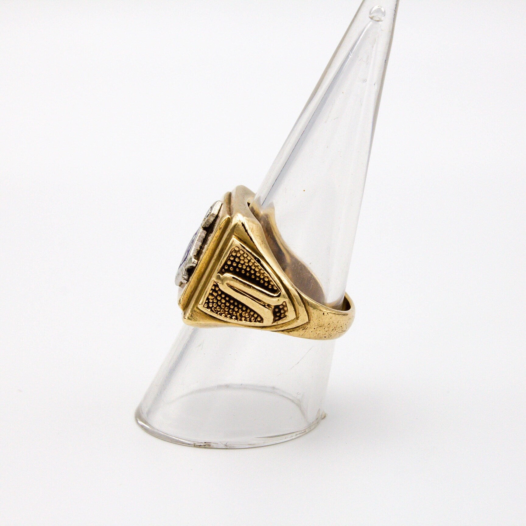 Vintage 10K Gold Masonic Ring With Blue Enamel and Diamond Accent, Freemason Ring With G Symbol, Gold Ring With Blue Enamel And Diamond