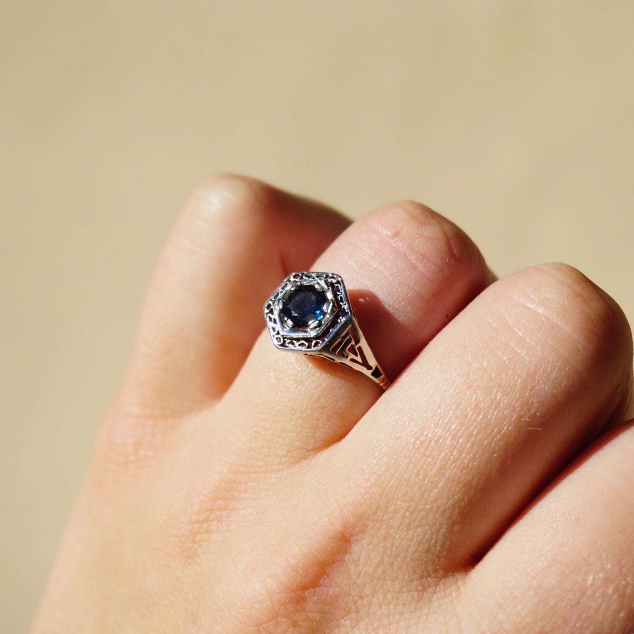 Vintage 14K White Gold Filagree Ring With Sapphire Gemstone, Beautiful White Gold Ring With Cut Out Detail and Blue Stone, Sapphire Ring