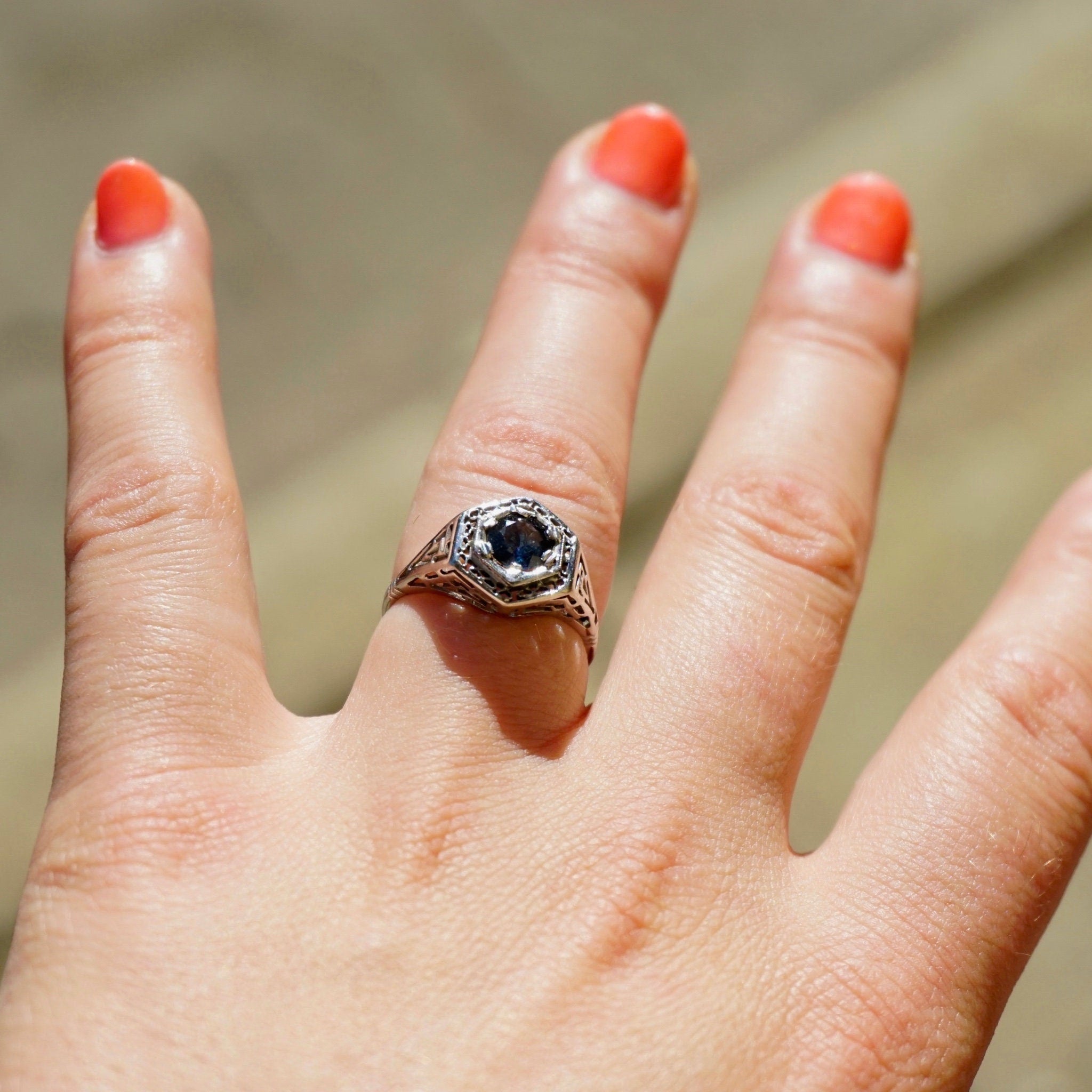 Vintage 14K White Gold Filagree Ring With Sapphire Gemstone, Beautiful White Gold Ring With Cut Out Detail and Blue Stone, Sapphire Ring