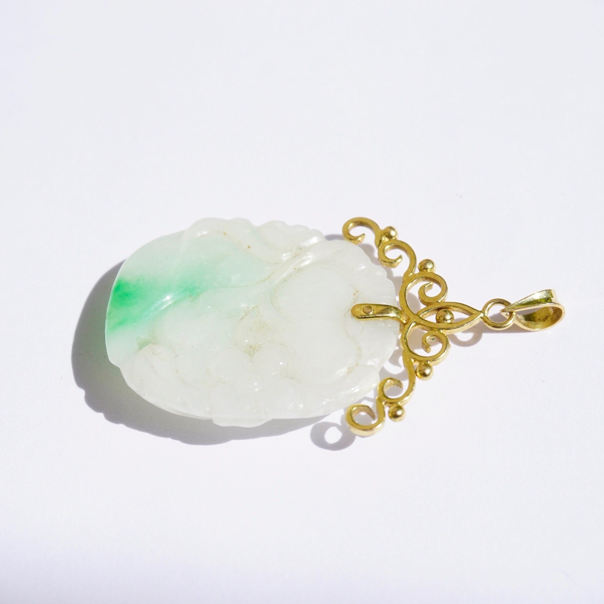 Vintage 18K Moss in Snow Jade Pendant, Beautiful Natural Jadeite Pendant With Gold Details, Abstract White/Green Jade Pendant, 18K Necklace