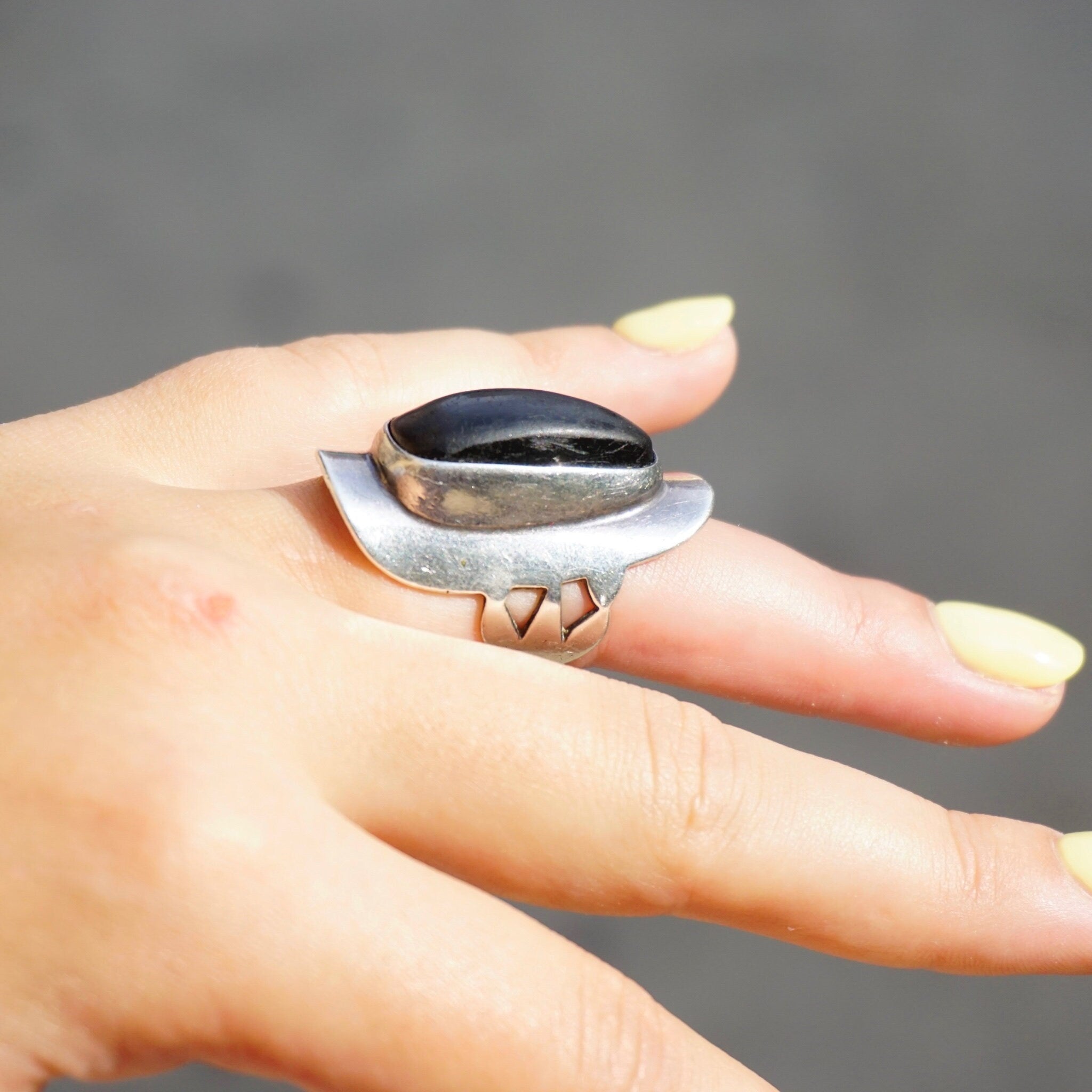 Vintage Native American Sterling Silver Black Stone Ring, Long Finger Ring With Onyx/Jet Stone, Elongated Silver Ring With Large Black Stone