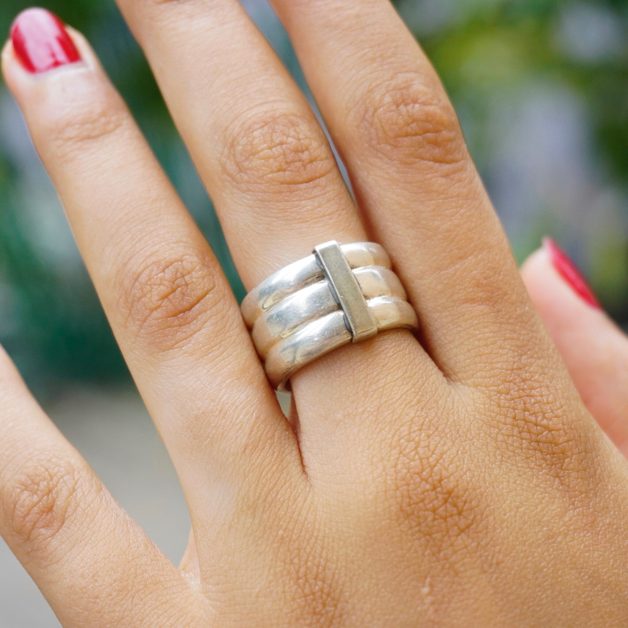 Vintage Sterling Silver Ring With Stripe Accent, Made In Mexico Silver Ring With Tiered Details, Thick Silver Band With Accent Stripe