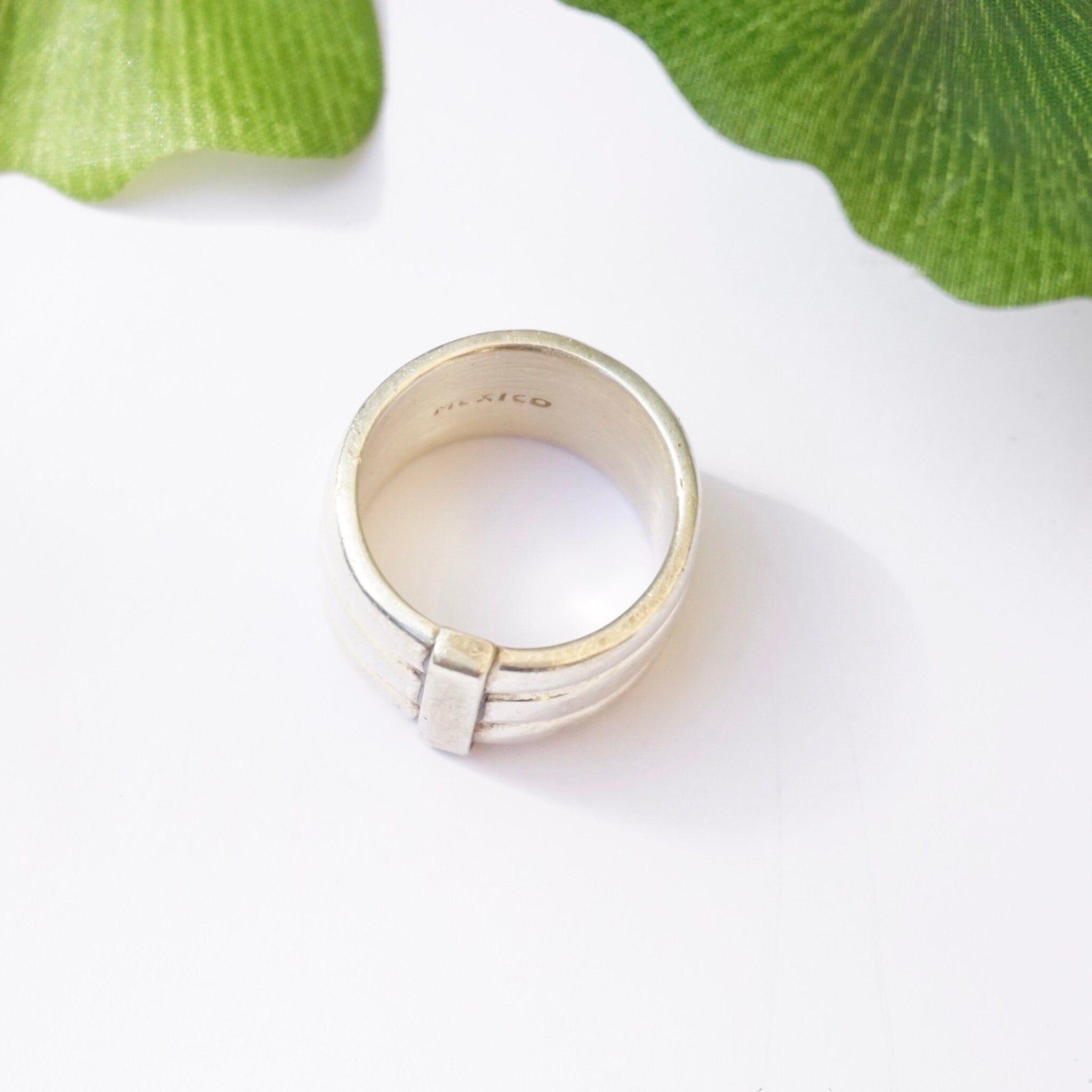 Vintage Sterling Silver Ring With Stripe Accent, Made In Mexico Silver Ring With Tiered Details, Thick Silver Band With Accent Stripe