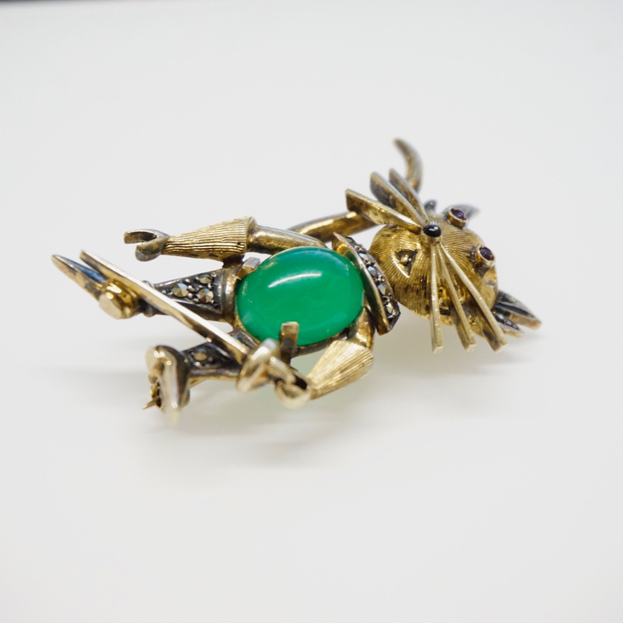 Vintage Germany Sterling Gold Toned Jelly Belly Puss in Boots Brooch With Chrysoprase and Marcasite, Quirky Cat Pin With Green Gemstone
