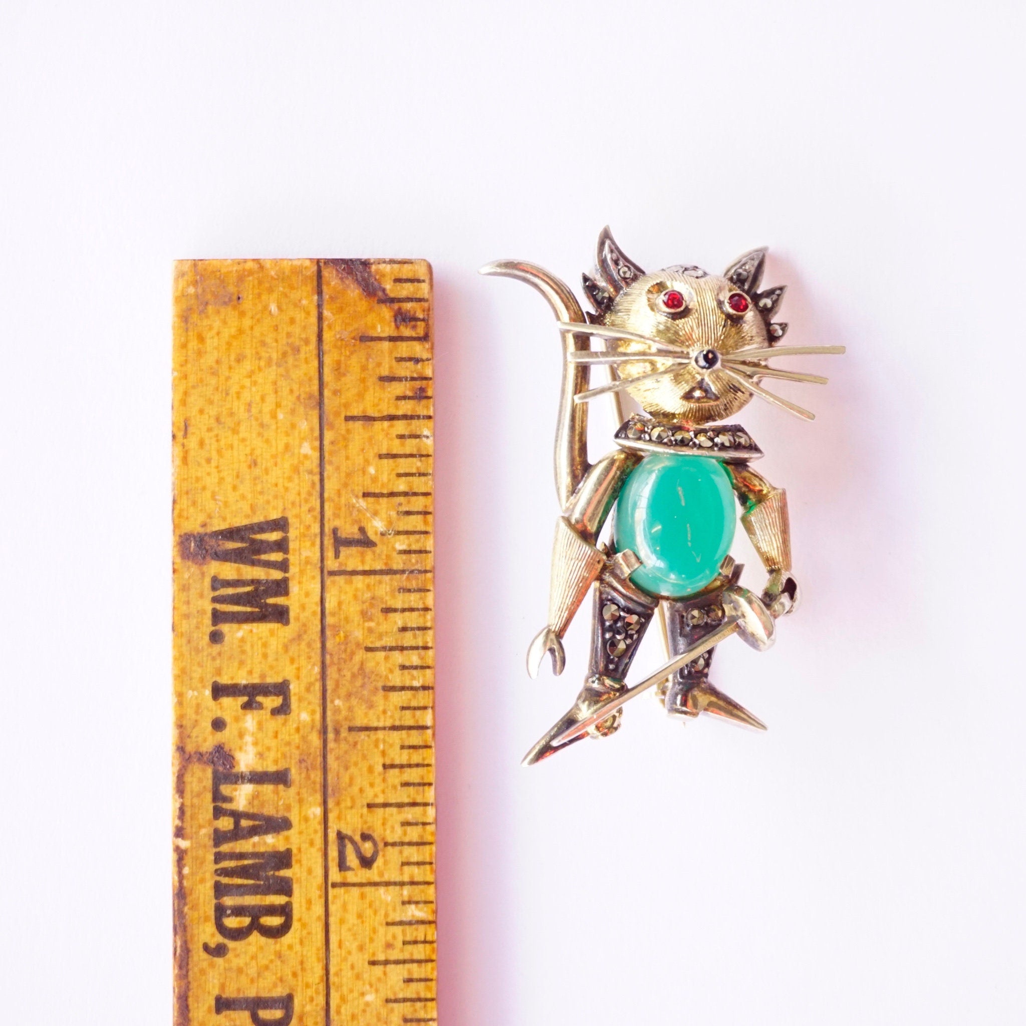 Vintage Germany Sterling Gold Toned Jelly Belly Puss in Boots Brooch With Chrysoprase and Marcasite, Quirky Cat Pin With Green Gemstone