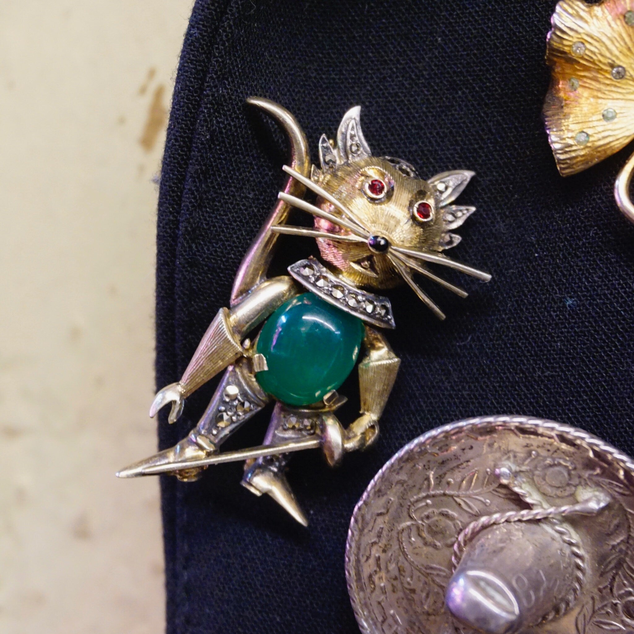 Vintage Germany Sterling Gold Toned Jelly Belly Puss in Boots Brooch With Chrysoprase and Marcasite, Quirky Cat Pin With Green Gemstone