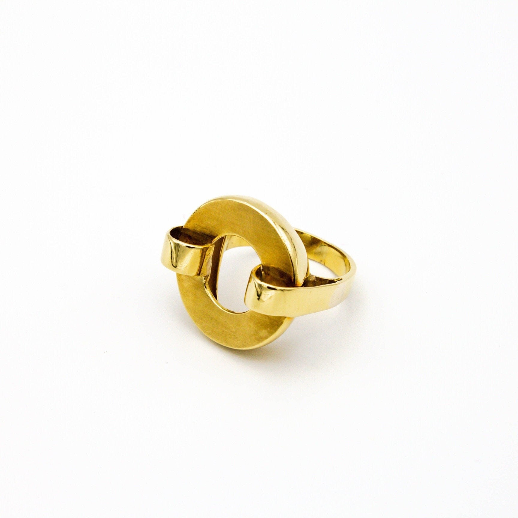 Vintage 18K Gold Open Circle Cocktail Ring, Bold Unique 18K Gold Estate Cocktail Ring, Modern 18K Gold Circle Ring, Size 7.5 US Ring