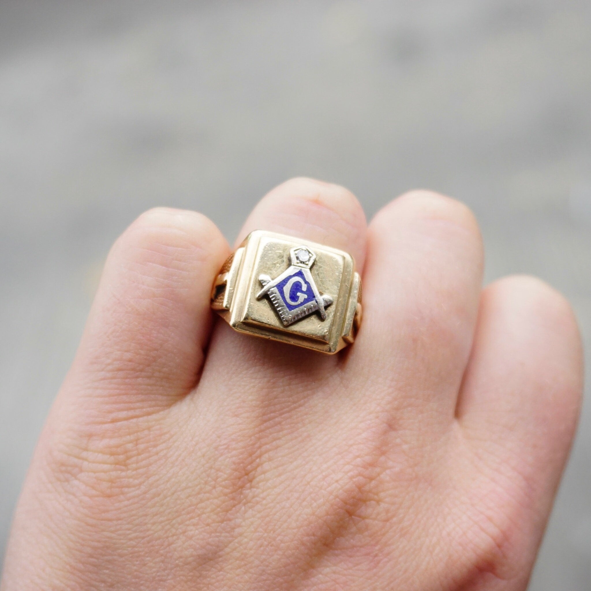 Vintage 10K Gold Masonic Ring With Blue Enamel and Diamond Accent, Freemason Ring With G Symbol, Gold Ring With Blue Enamel And Diamond