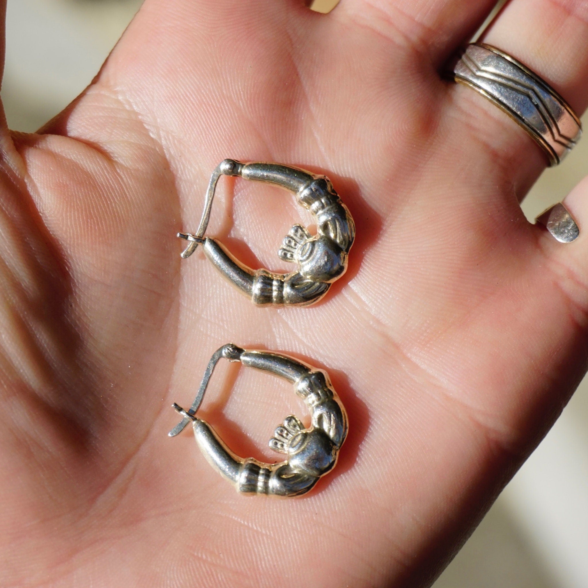 Vintage Sterling Silver Claddagh Earrings, Classic Silver Irish Symbol Hoop Earrings, Love Loyalty and Friendship Earrings, 925 Jewelry