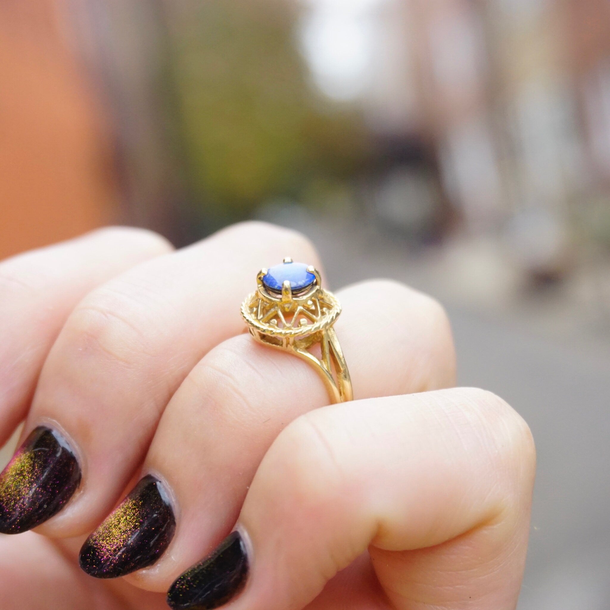 Vintage 14K Gold Blue Opal Ring, Opal Raised Stone Ring With Detailed Gold Setting, Petite Gold Ring With Small Opal Stone, Opalescent Ring