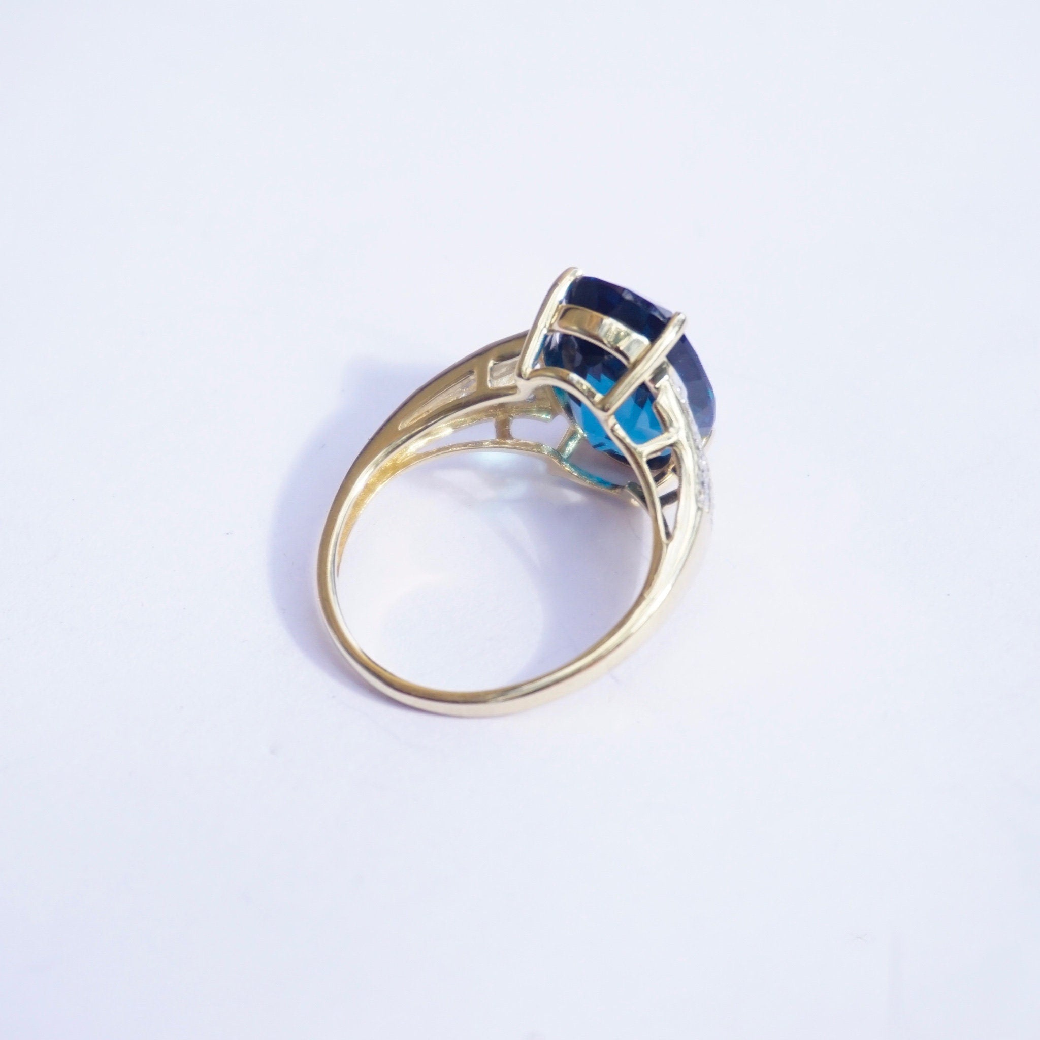 Vintage 14k Gold Aquamarine/Blue Topaz Ring With Accent Diamonds, Gold Cocktail Ring With Raised Stone and Diamonds, 14K Jewelry