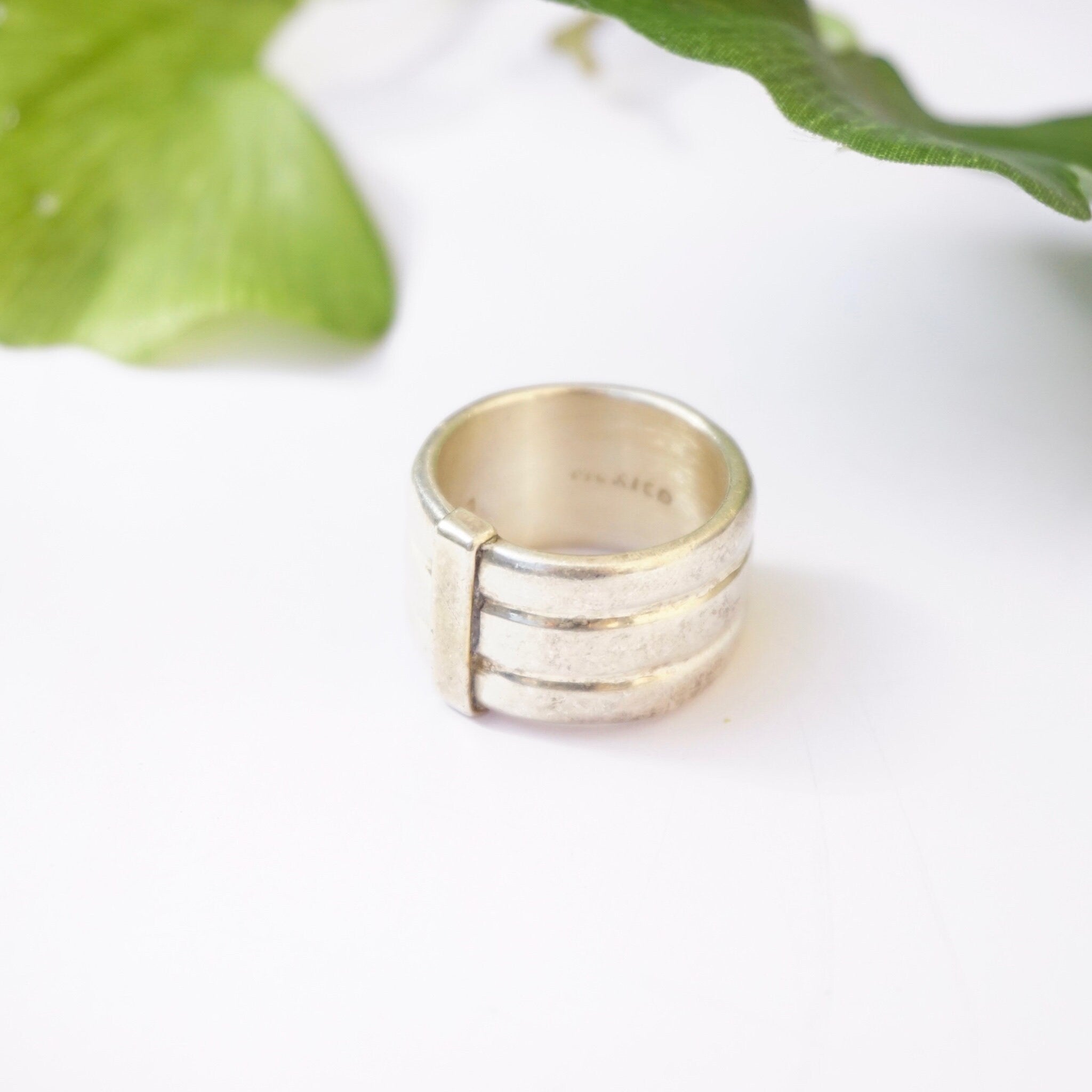 Vintage Sterling Silver Ring With Stripe Accent, Made In Mexico Silver Ring With Tiered Details, Thick Silver Band With Accent Stripe