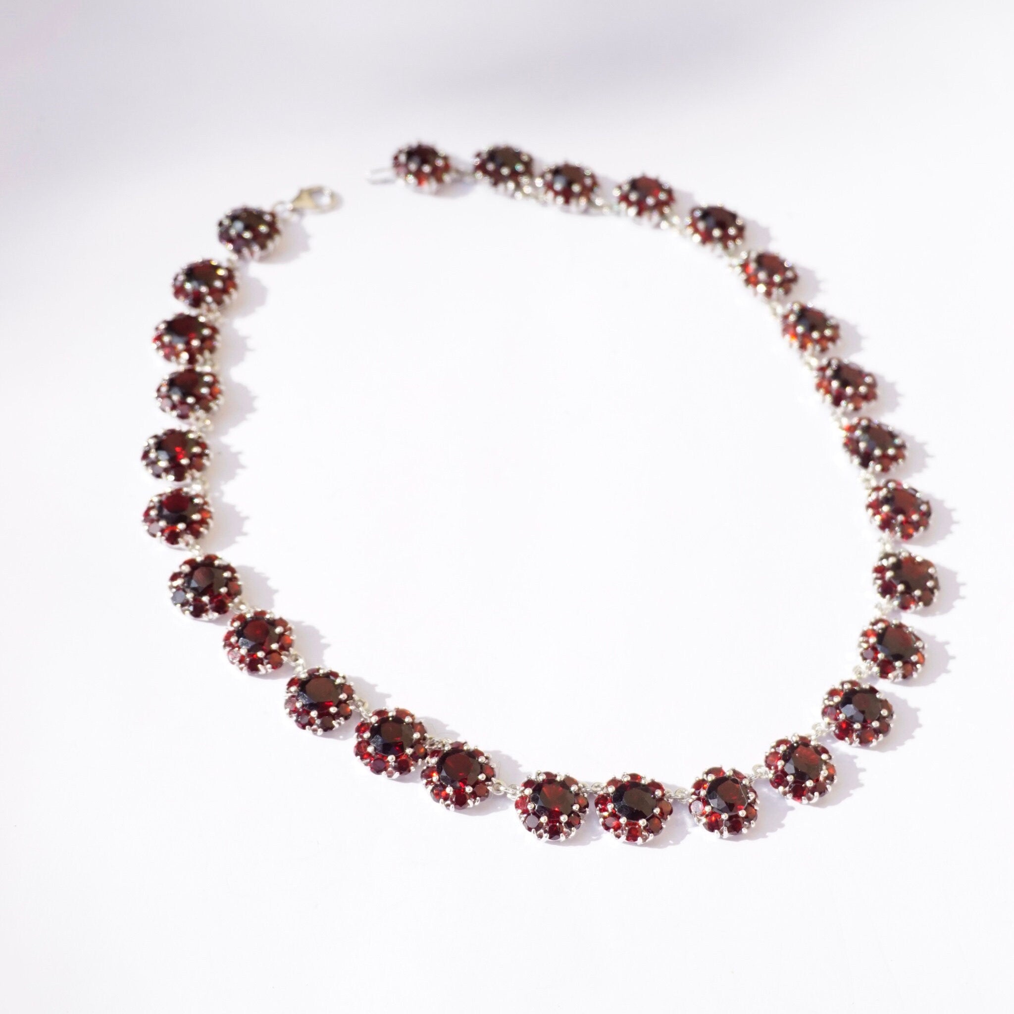 Vintage Sterling Silver Garnet Glass Stone Choker Necklace, Beautiful Red Stone Silver Collar, Beaded Choker Necklace, Garnet Stone Choker