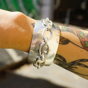 Vintage Silver Cuff With Top Link Chain Design, Solid Sterling Bracelet with Raised Silver Chain, Unique Silver Cuff With Chain, 925 Jewelry