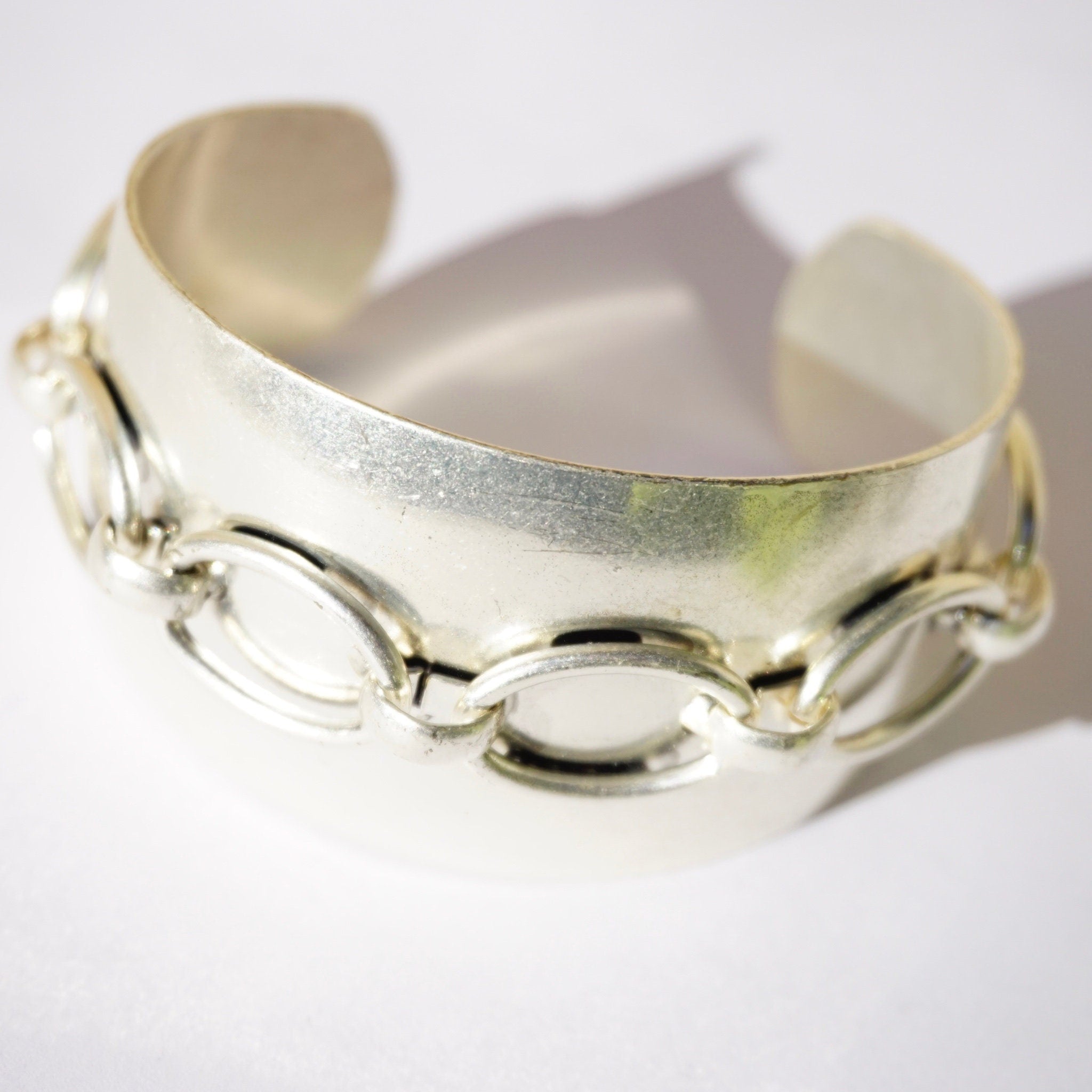 Vintage Silver Cuff With Top Link Chain Design, Solid Sterling Bracelet with Raised Silver Chain, Unique Silver Cuff With Chain, 925 Jewelry