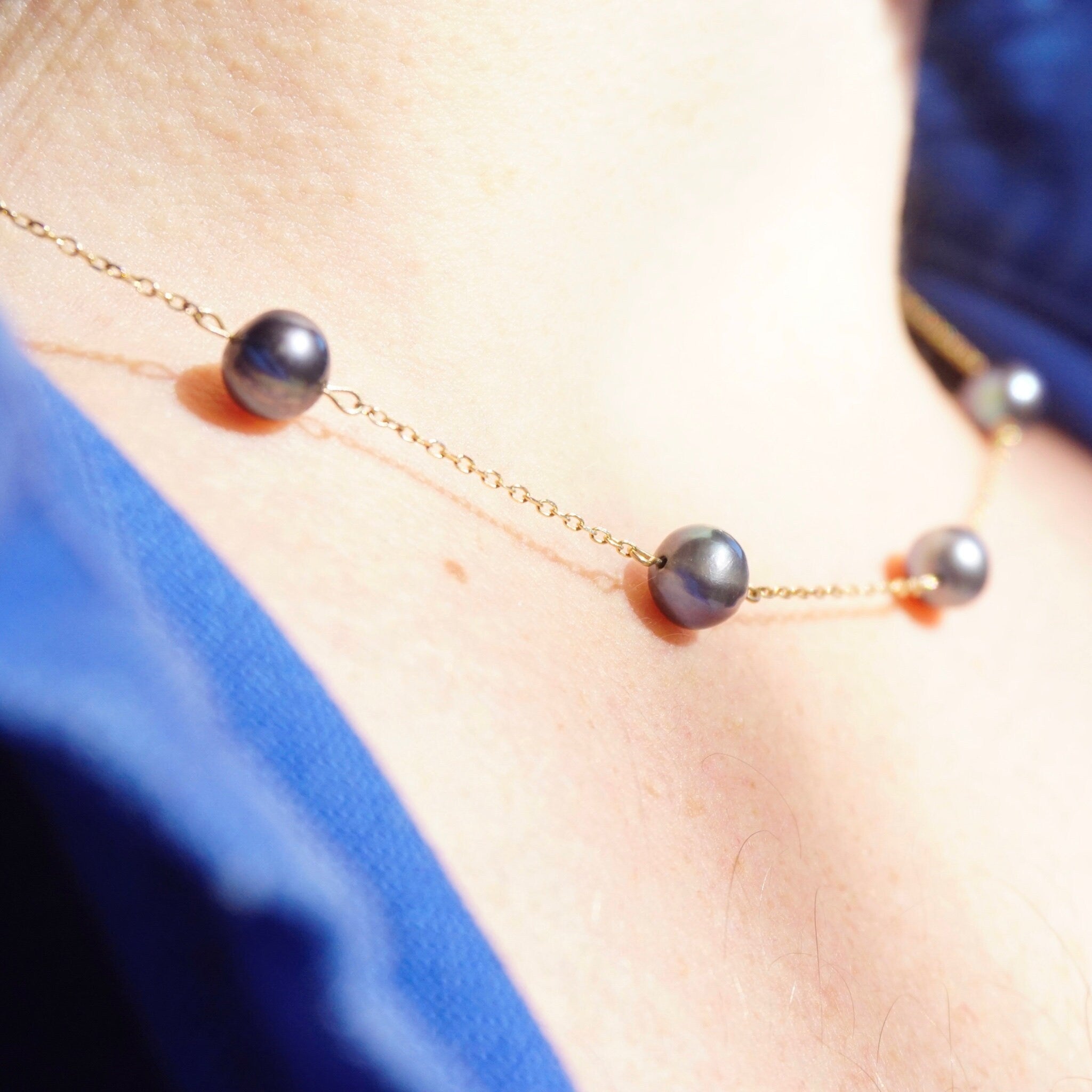Vintage 10K Gold Tahitian Pearl Station Necklace, Pretty Black Pearl Choker With Gold Chain Links, Classic Gold and Pearl Necklace, JCM 10K