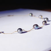 Vintage 10K Gold Tahitian Pearl Station Necklace, Pretty Black Pearl Choker With Gold Chain Links, Classic Gold and Pearl Necklace, JCM 10K
