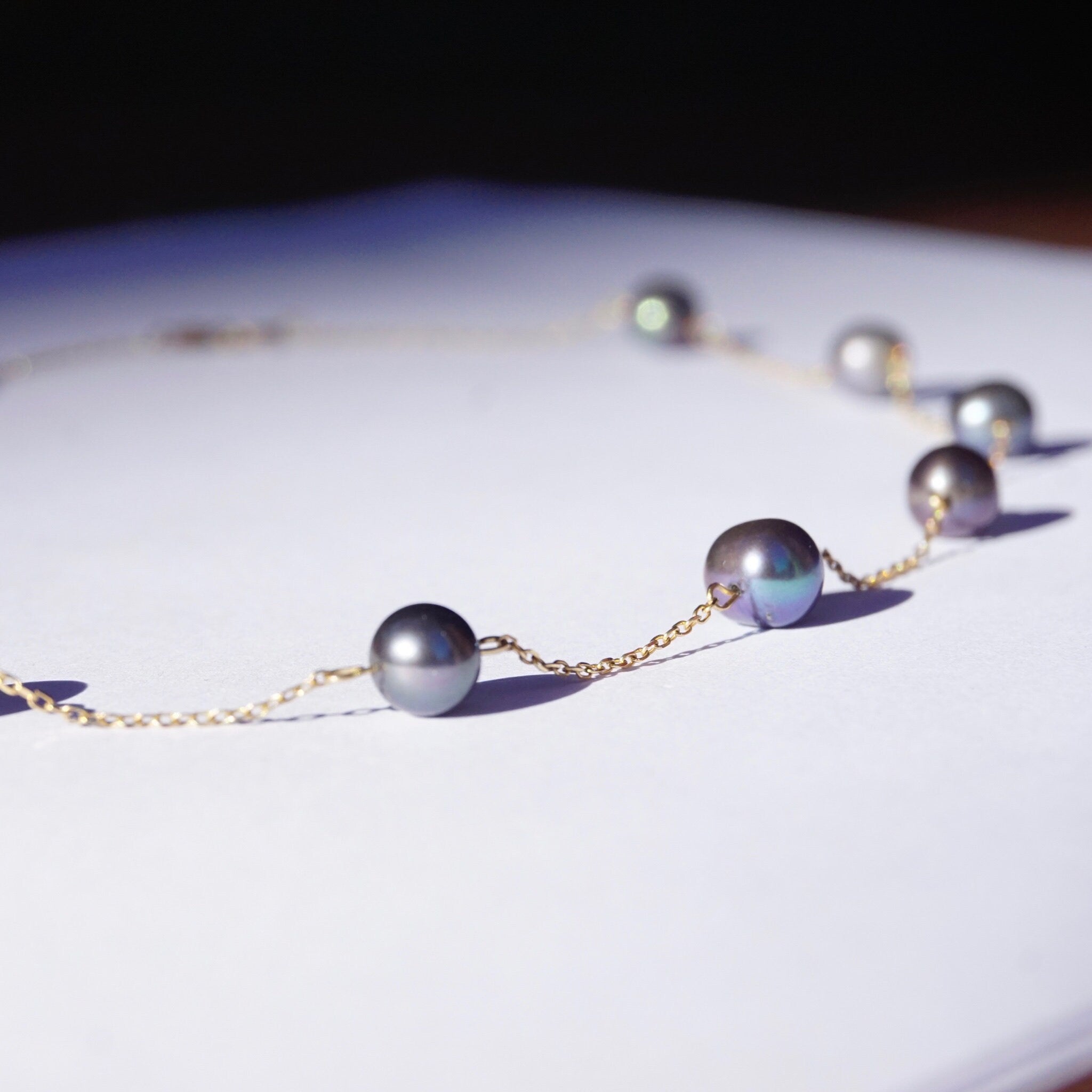 Vintage 10K Gold Tahitian Pearl Station Necklace, Pretty Black Pearl Choker With Gold Chain Links, Classic Gold and Pearl Necklace, JCM 10K