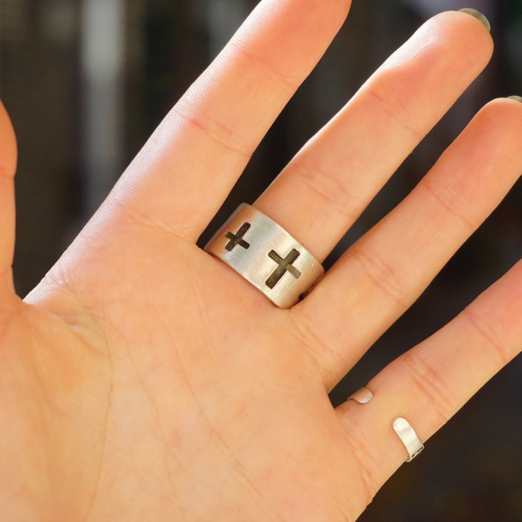 Vintage Sterling Silver Cross Ring, Thick Silver Band With Cross Cut Outs, Made In Mexico Silver Ring, Large Silver RIng, MEXICO 925