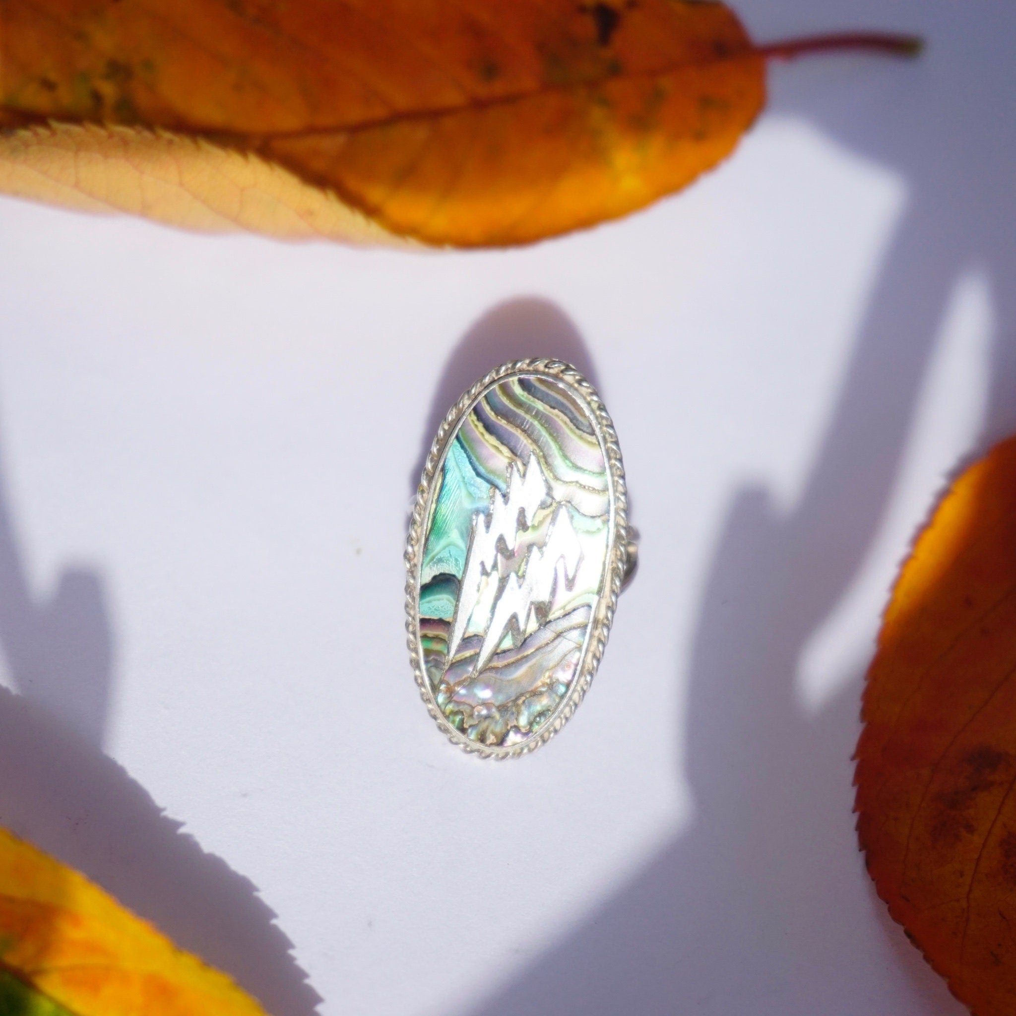 Vintage Sterling Silver Abalone Ring With Lightening Bolts, Oval Abalone Shell Ring With Silver Details, Made In Mexico Silver Ring, 925