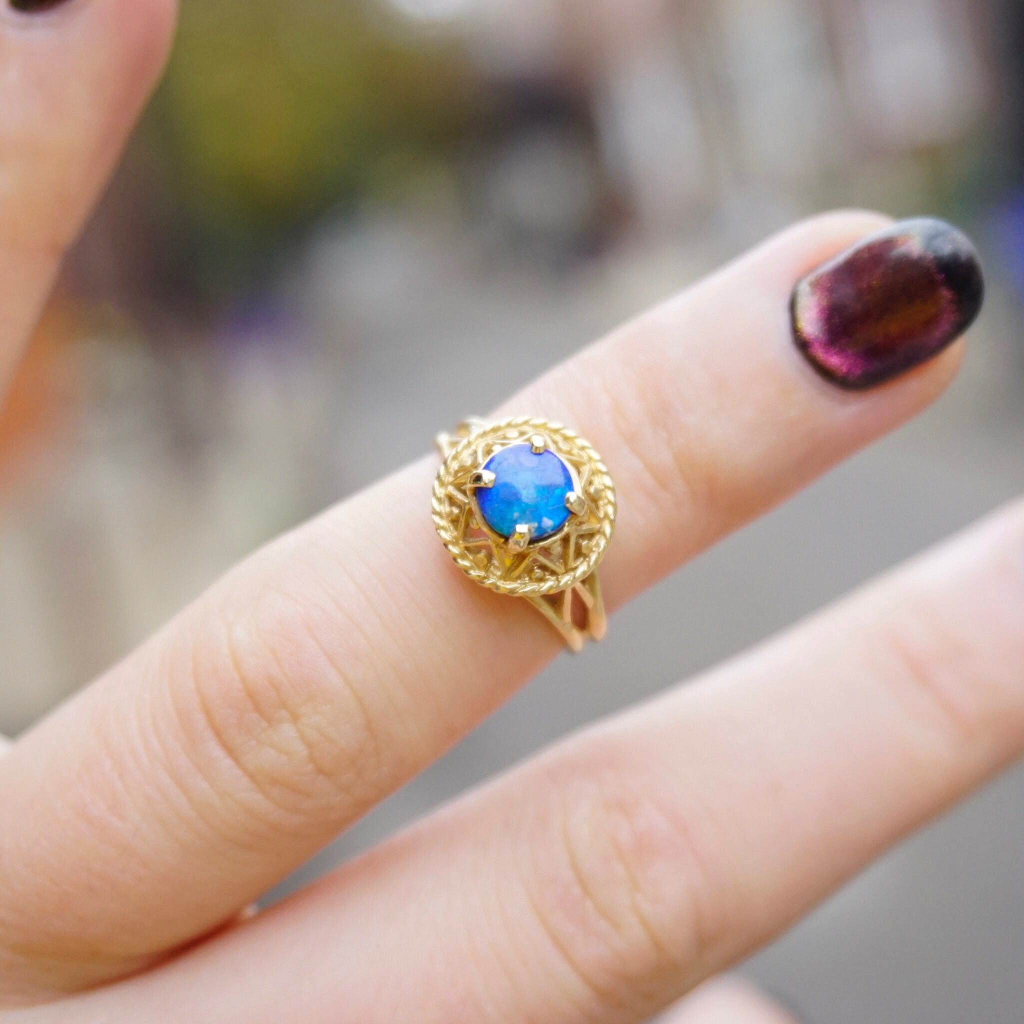 Vintage 14K Gold Blue Opal Ring, Opal Raised Stone Ring With Detailed Gold Setting, Petite Gold Ring With Small Opal Stone, Opalescent Ring