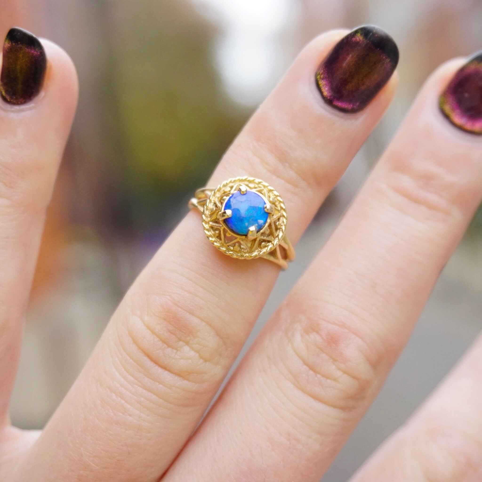 Vintage 14K Gold Blue Opal Ring, Opal Raised Stone Ring With Detailed Gold Setting, Petite Gold Ring With Small Opal Stone, Opalescent Ring