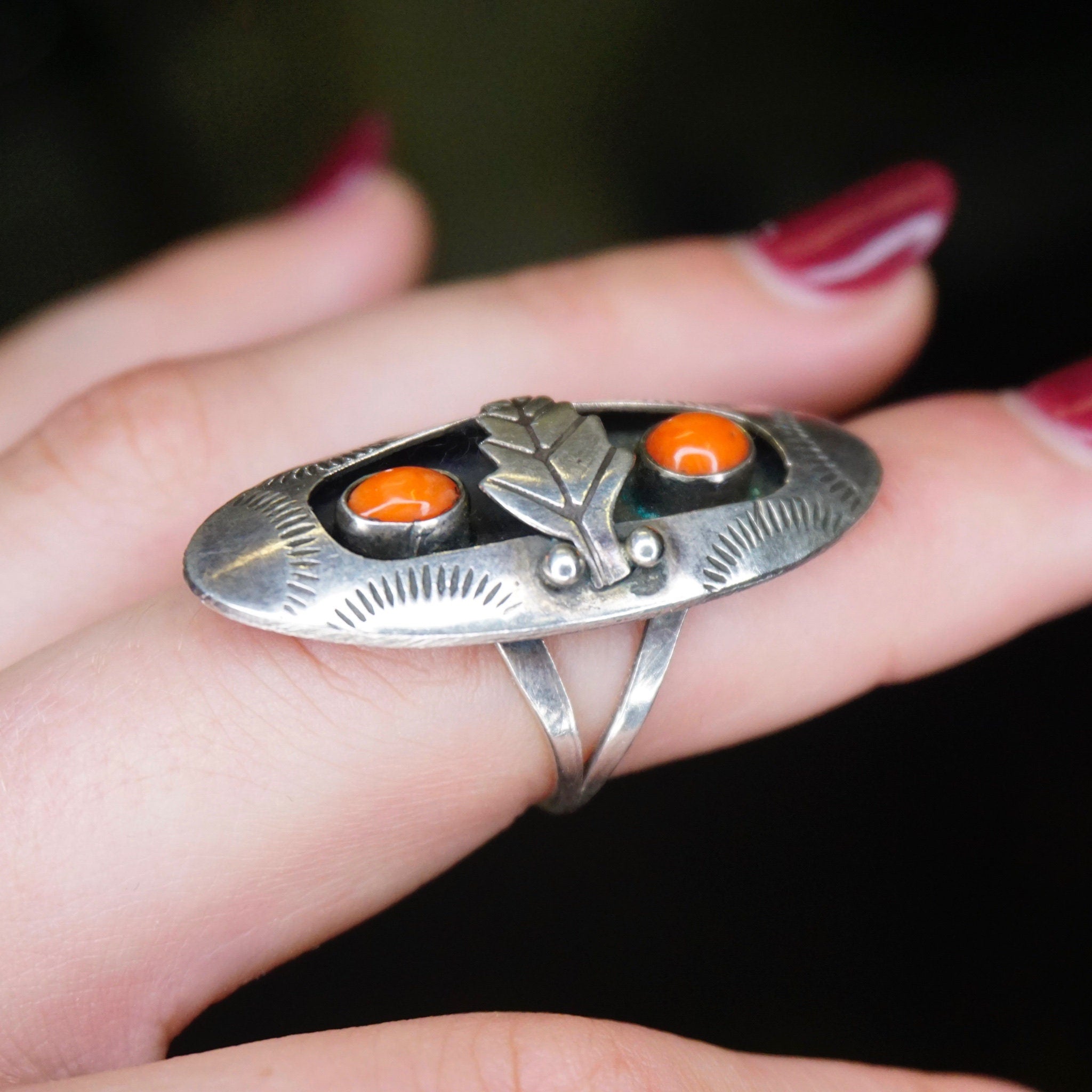 Vintage Silver Ring With Coral, Long Sterling Silver Leaf Ring With Accent Red Stones, Long Finger Ring, Native American Jewelry, 925