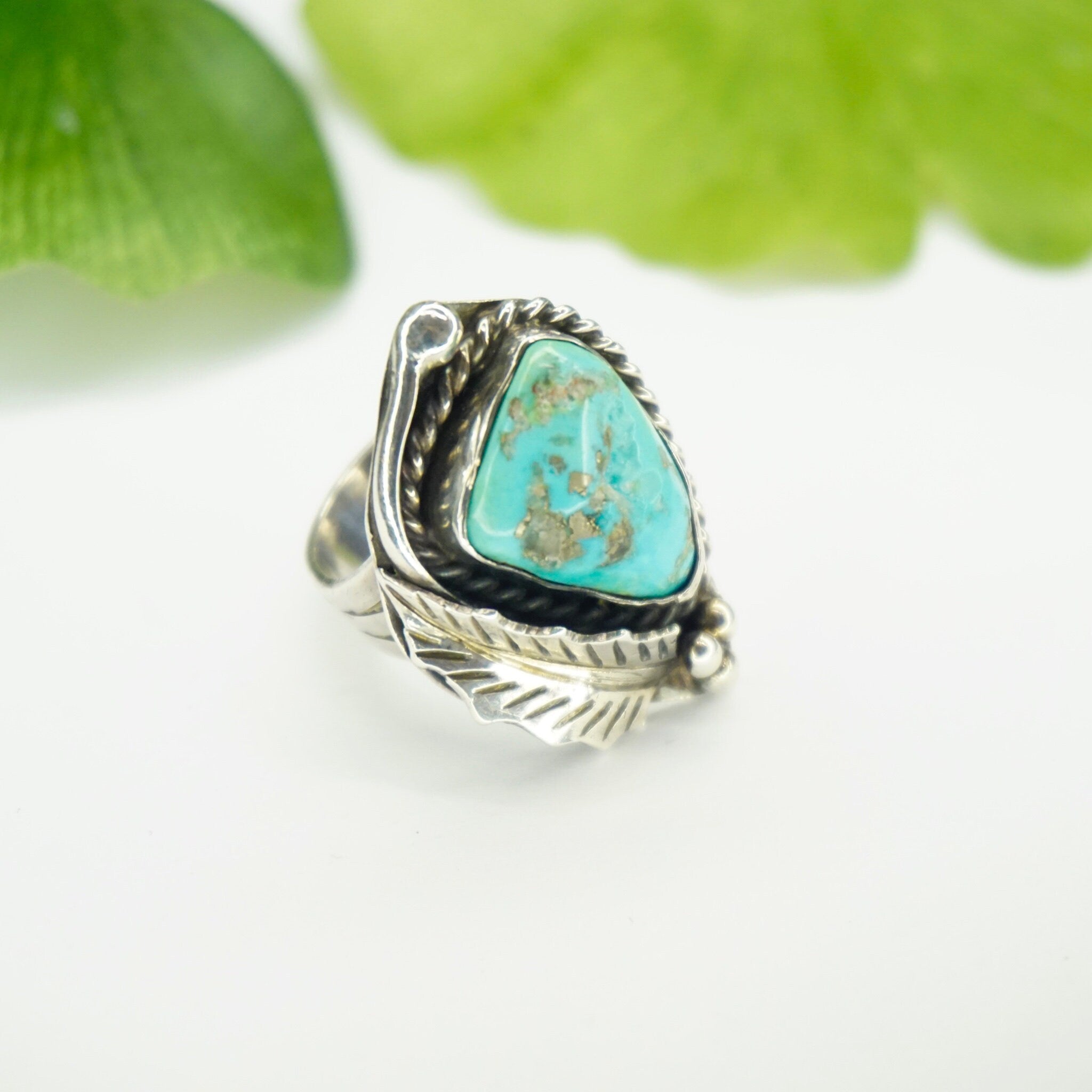 Vintage Turquoise and Sterling Silver Ring, Navajo Ring With Natural Turquoise and Silver Leaf/Feather, Native American Jewelry, 925
